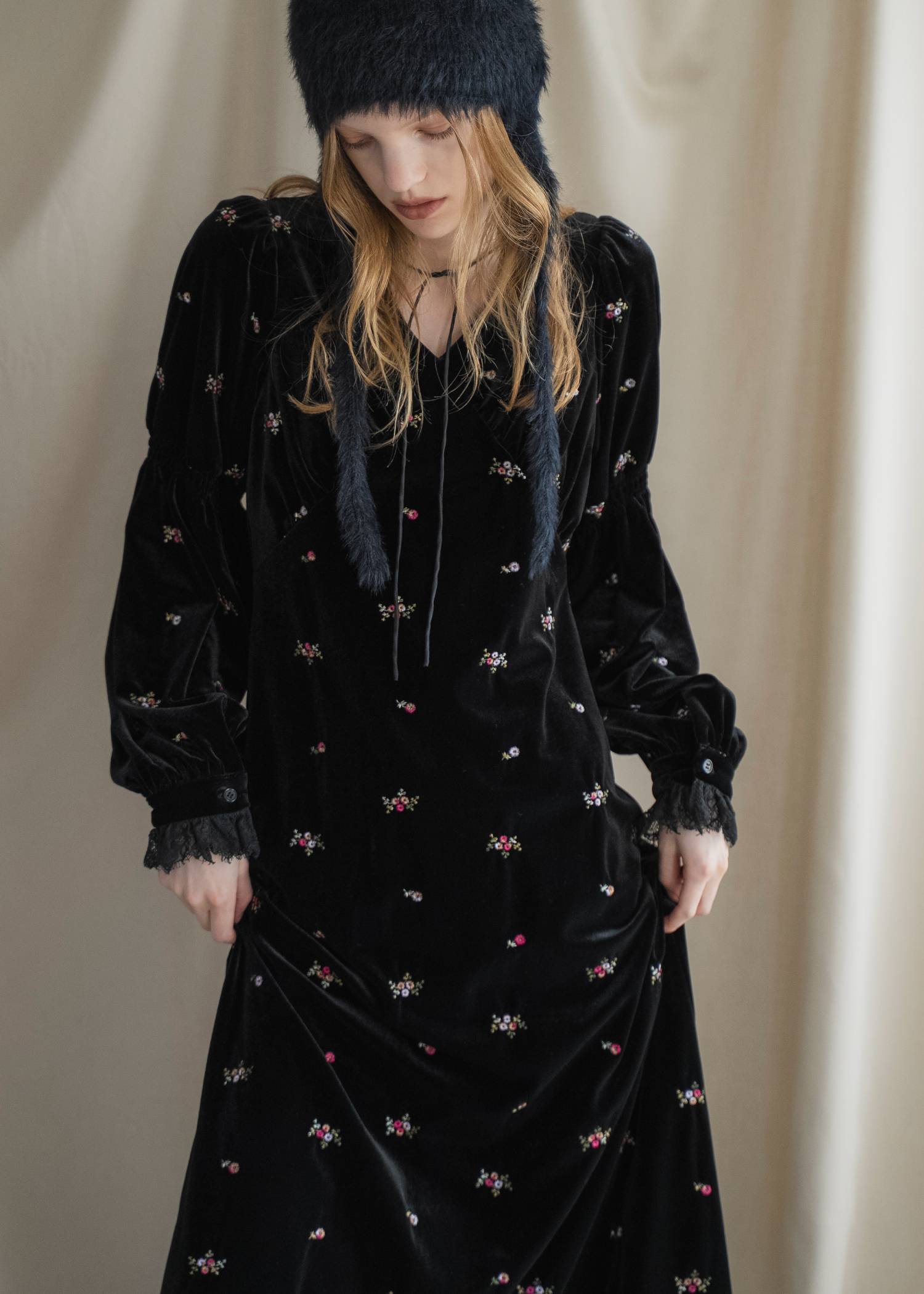floral embroidery velor OP