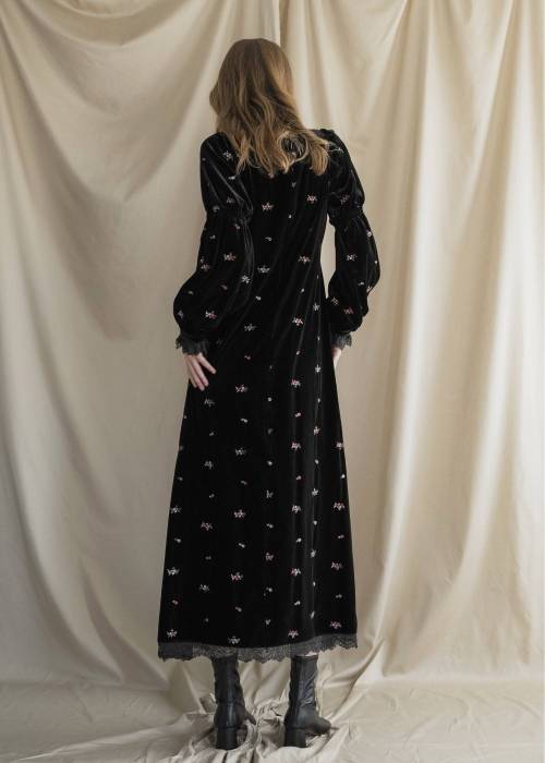 floral embroidery velor OP
