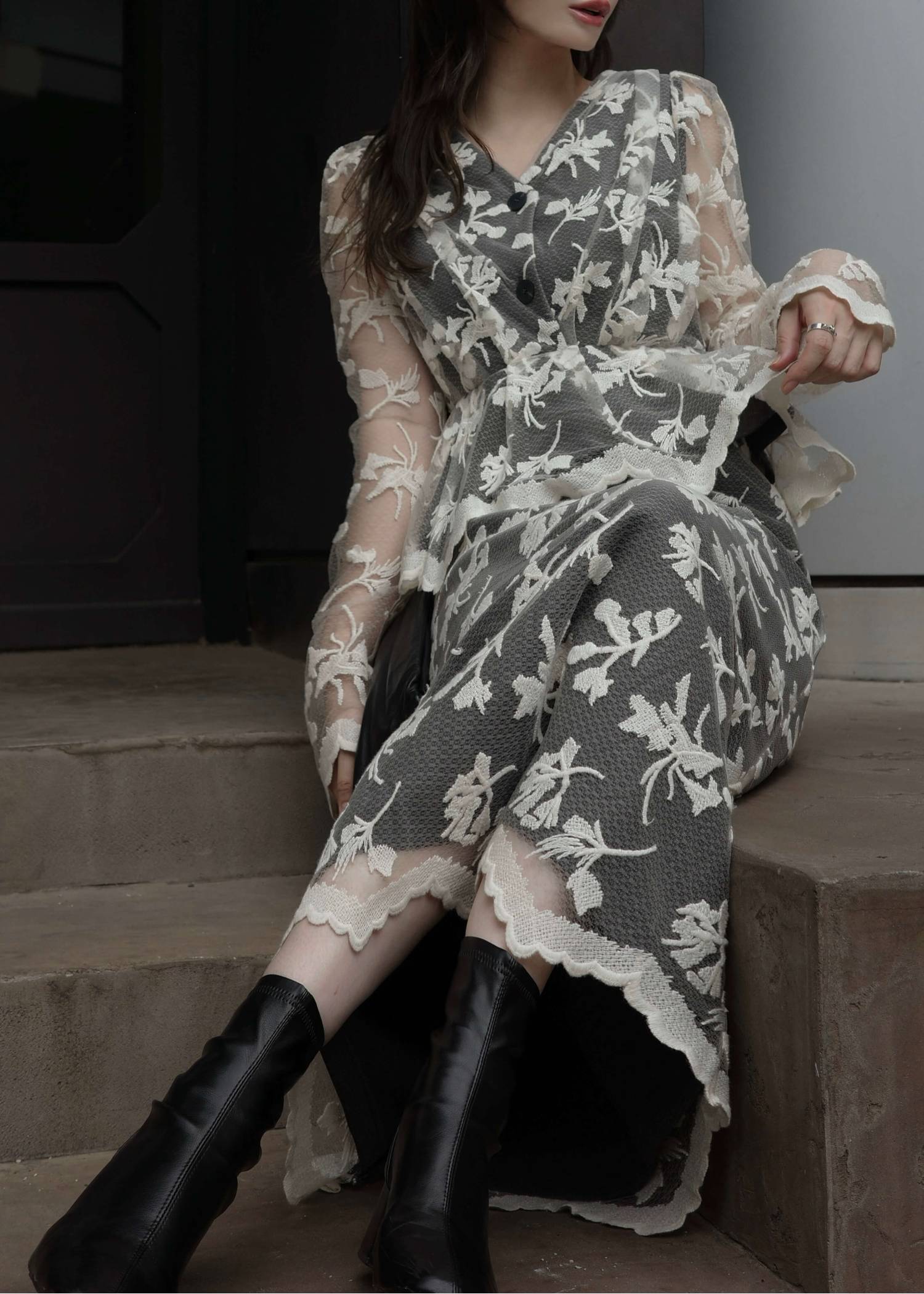 layered lace tuck peplum OP