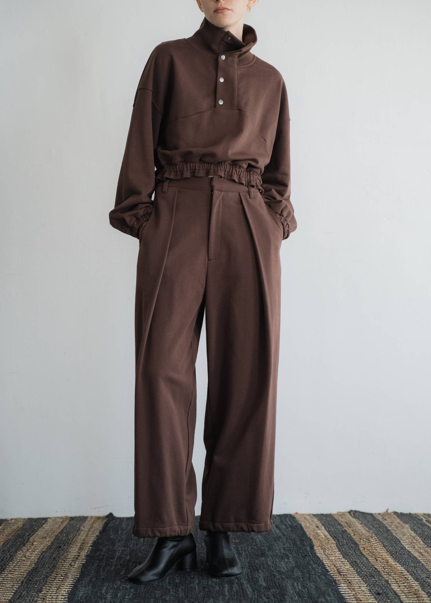 deep tuck drawstring hem sweat PT