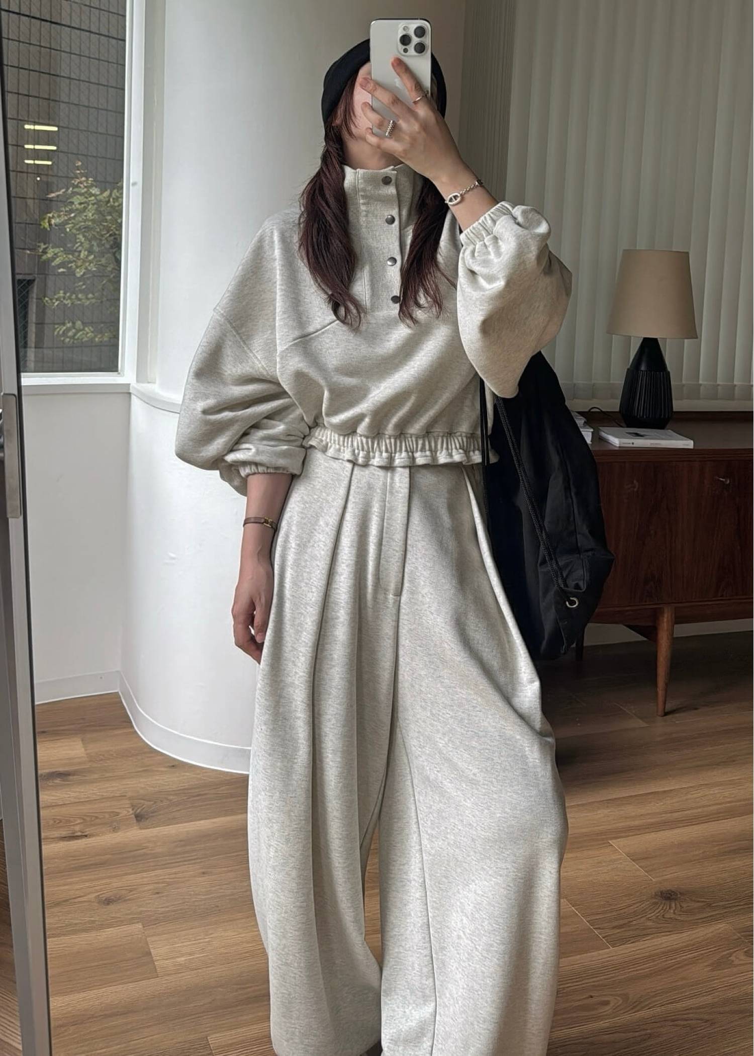 deep tuck drawstring hem sweat PT
