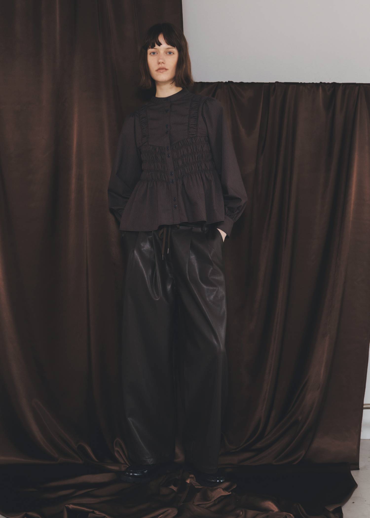 soft synthetic leather relaxed tuck PT