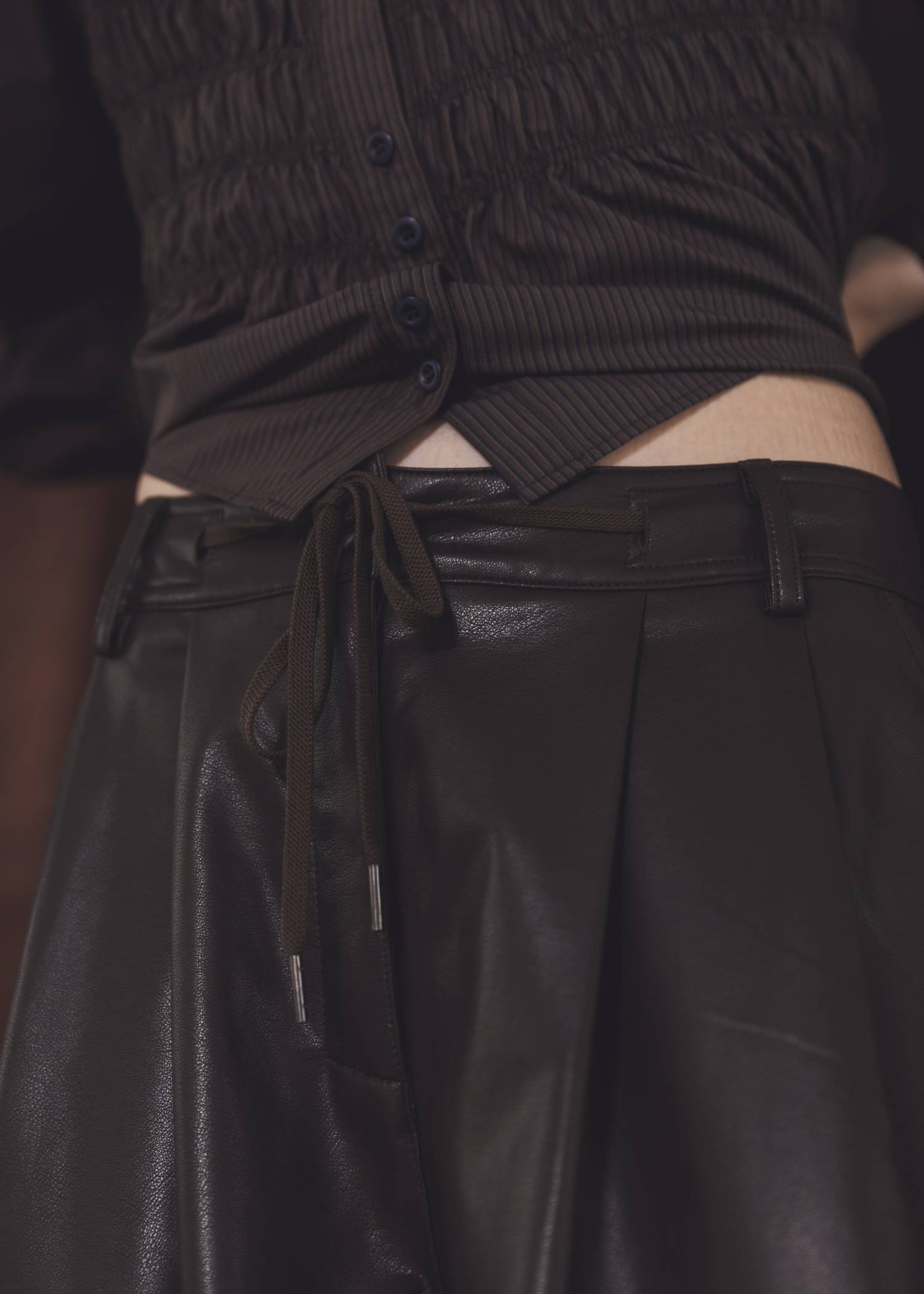 soft synthetic leather relaxed tuck PT