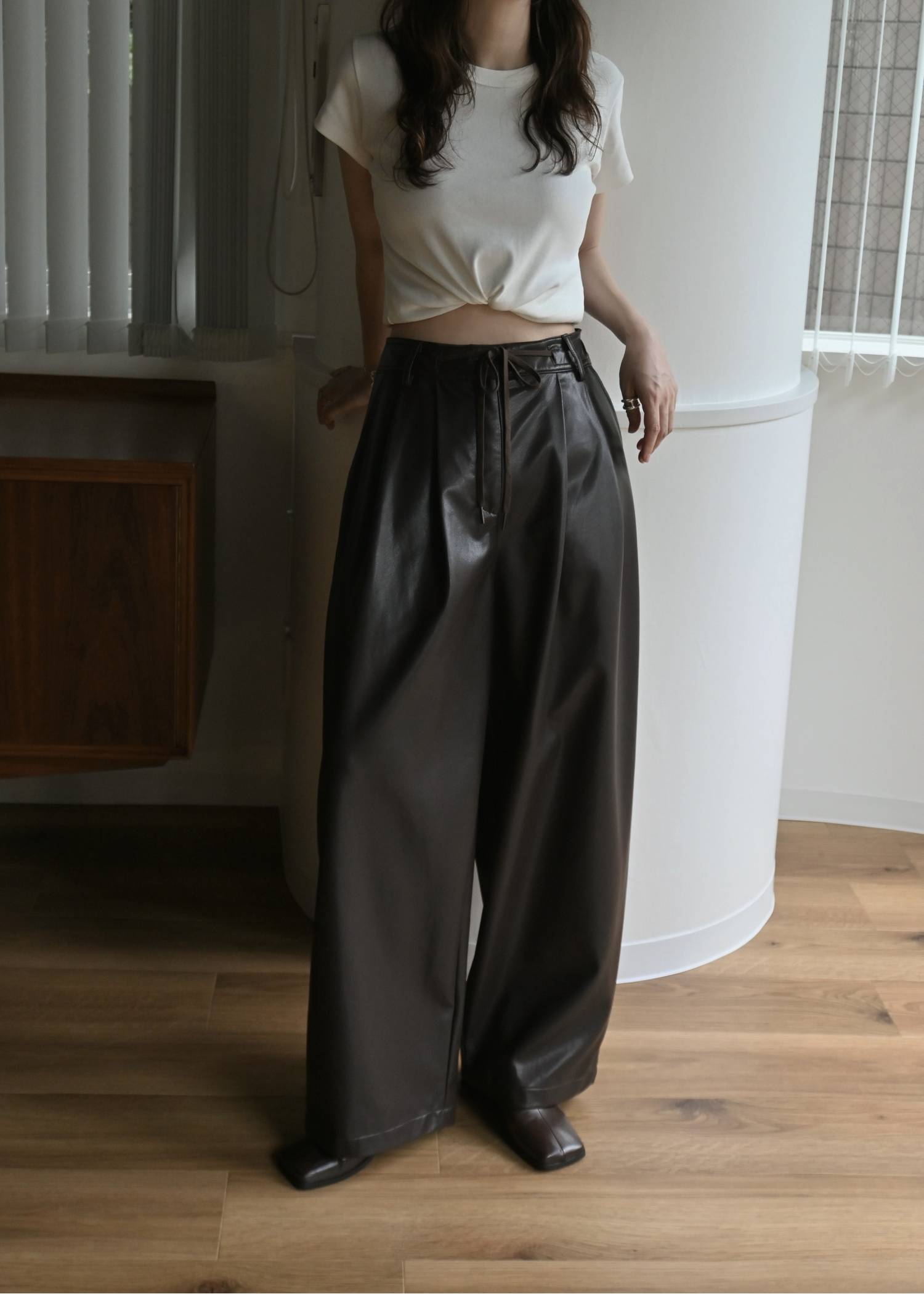 soft synthetic leather relaxed tuck PT