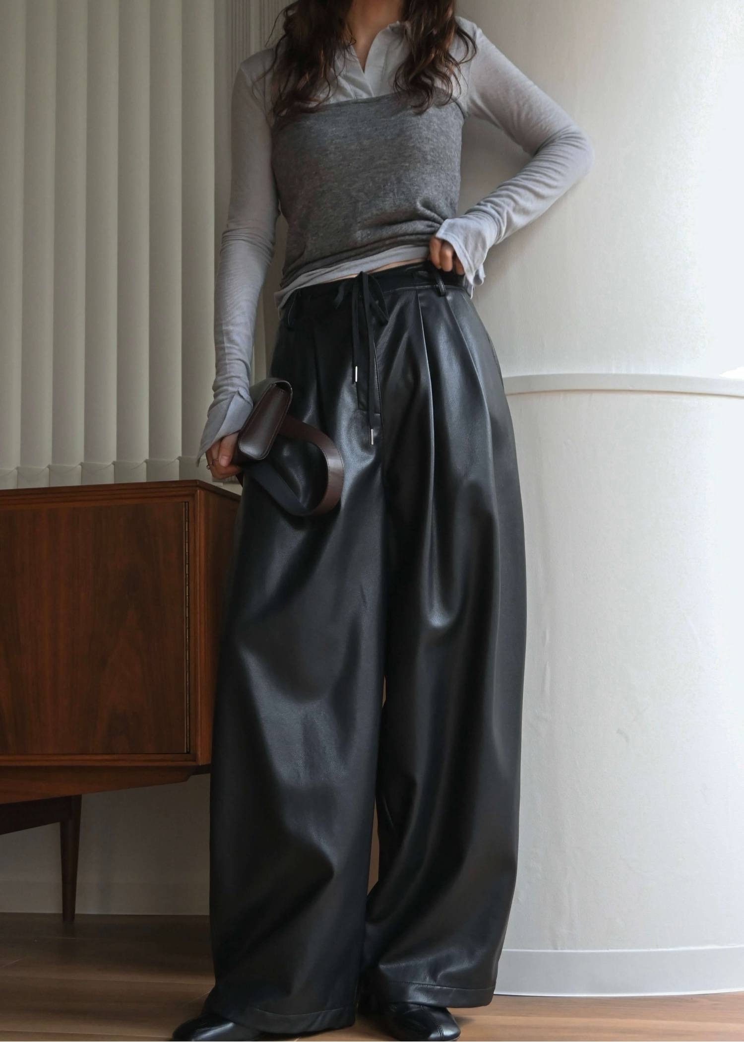 soft synthetic leather relaxed tuck PT