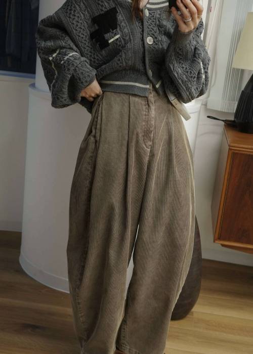 side tuck chemical wash corduroy curve PT