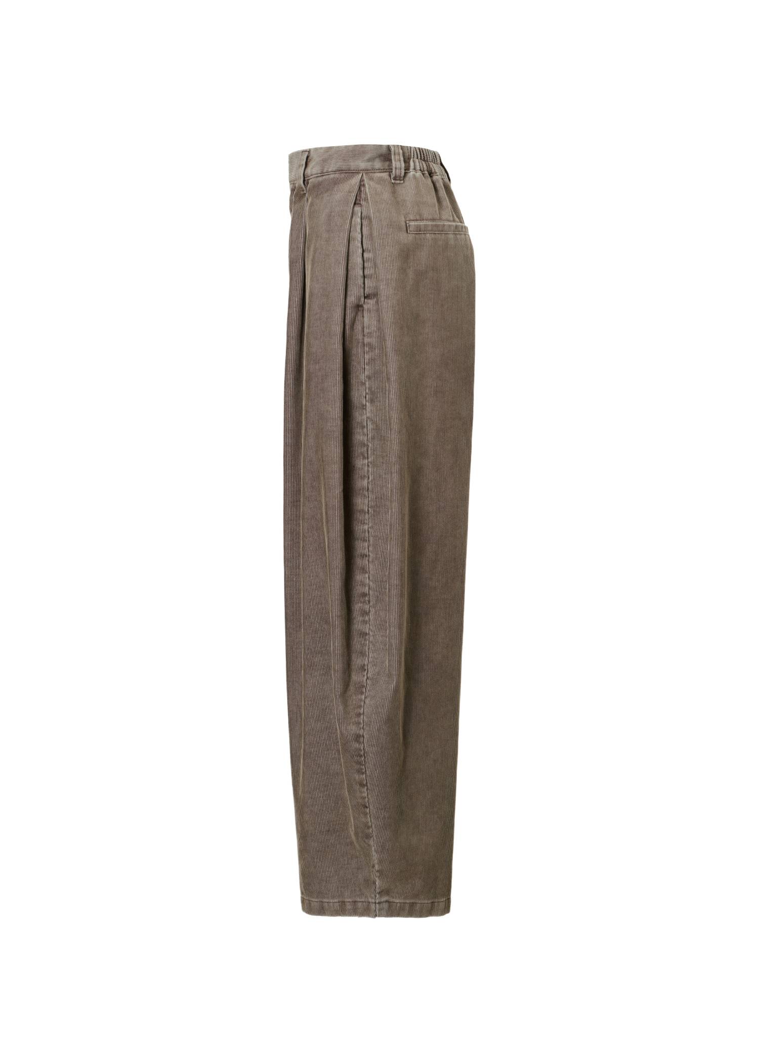 side tuck chemical wash corduroy curve PT