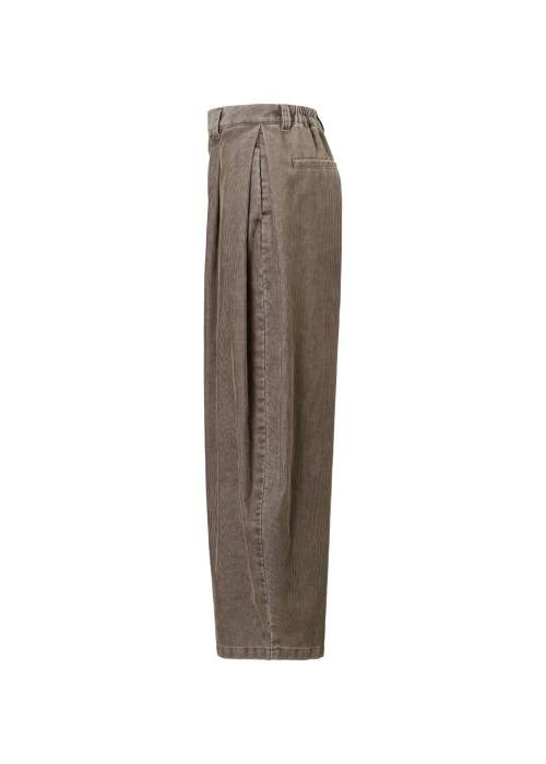 side tuck chemical wash corduroy curve PT