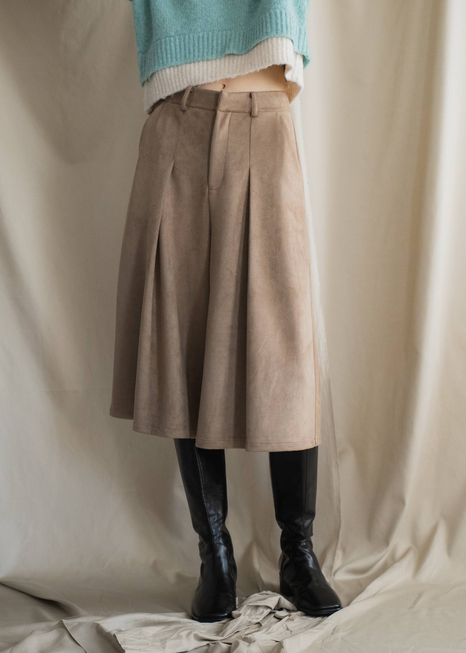 front tuck midi length flare PT