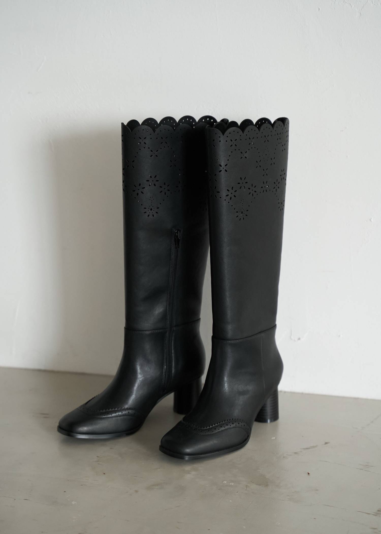 punching scallop design boots