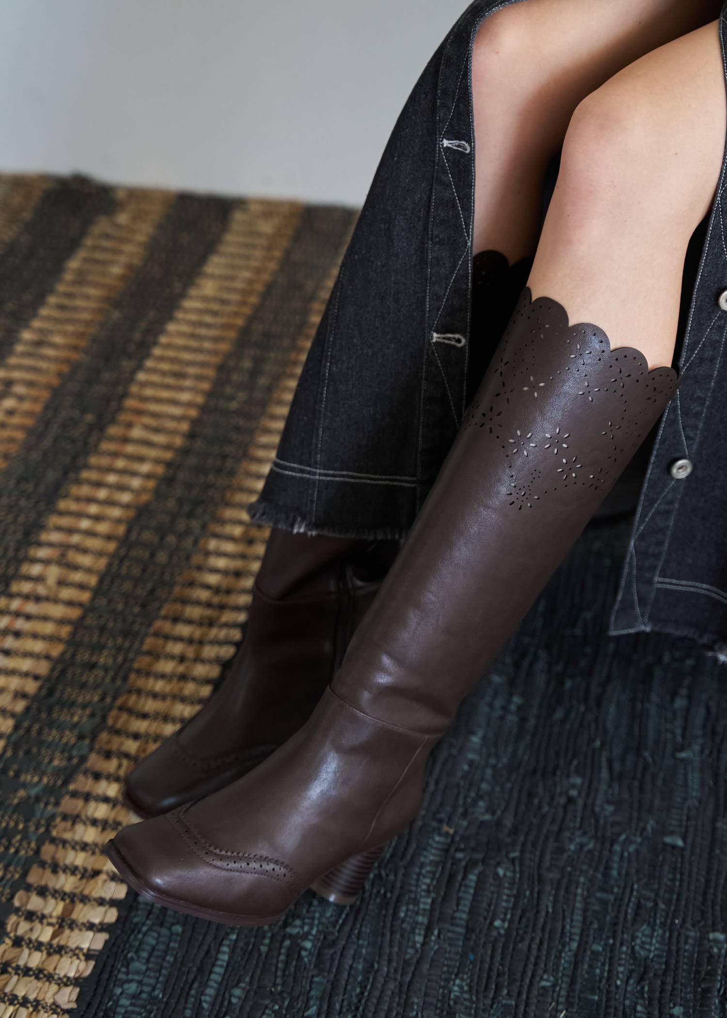punching scallop design boots