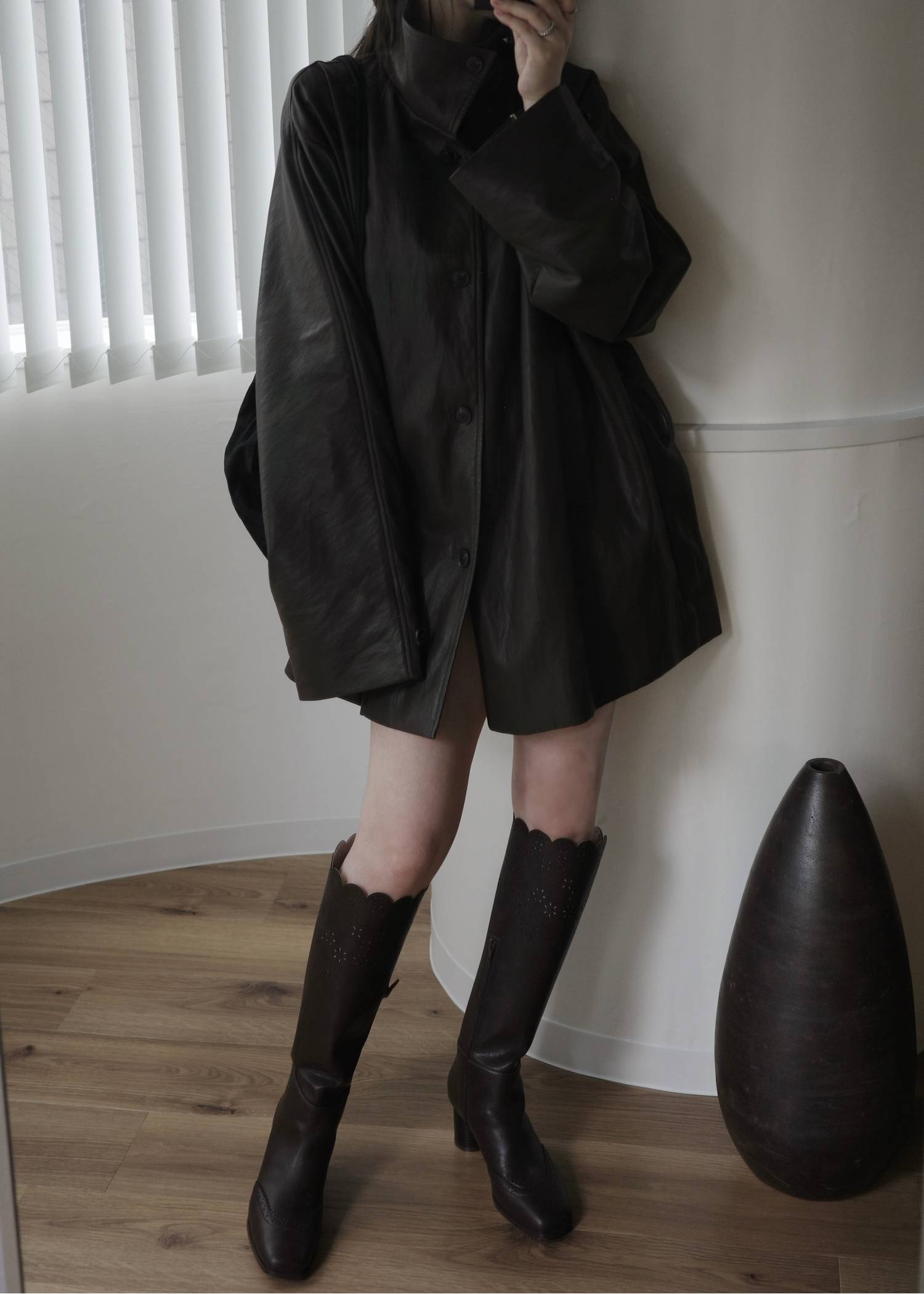 punching scallop design boots