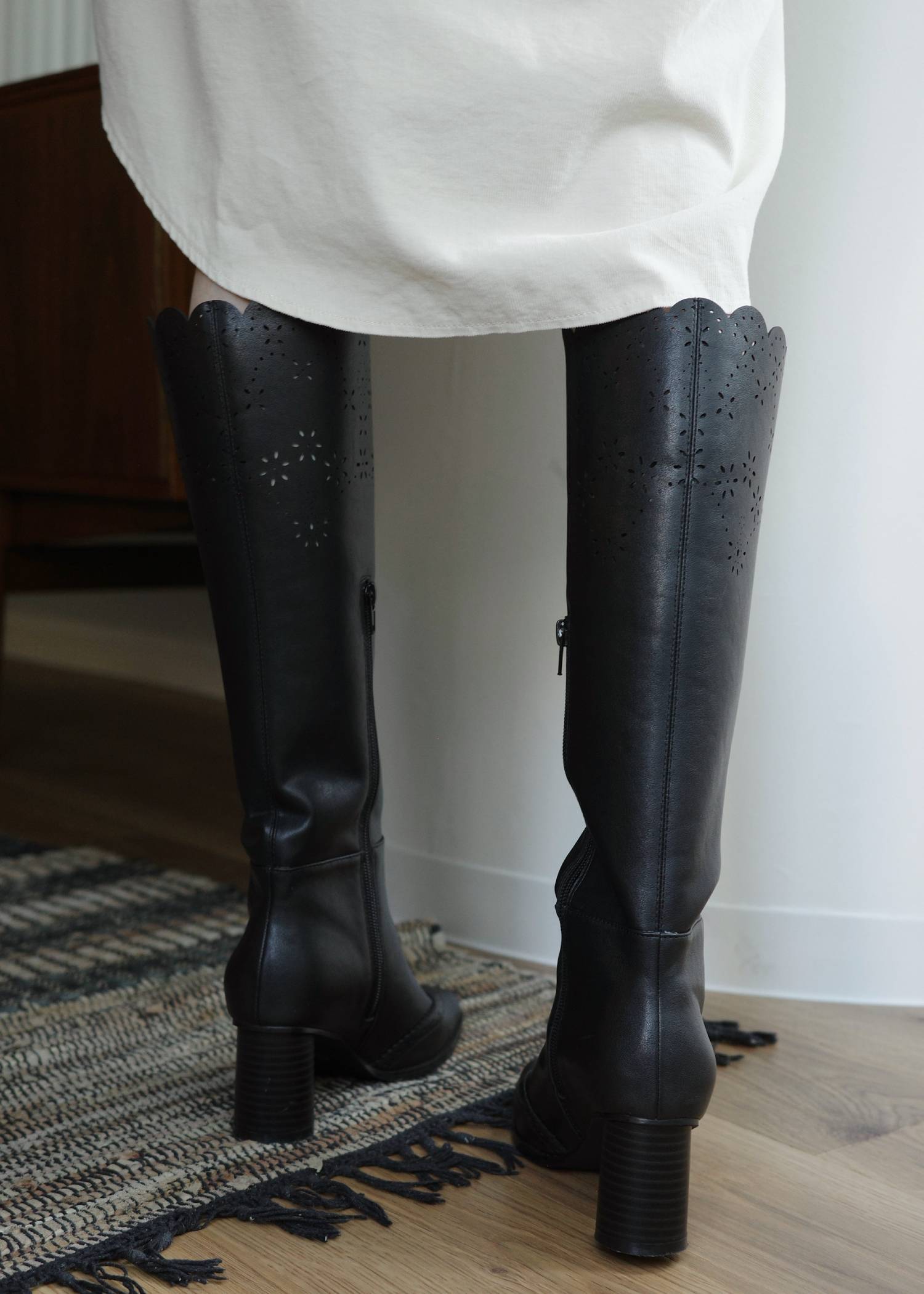 punching scallop design boots