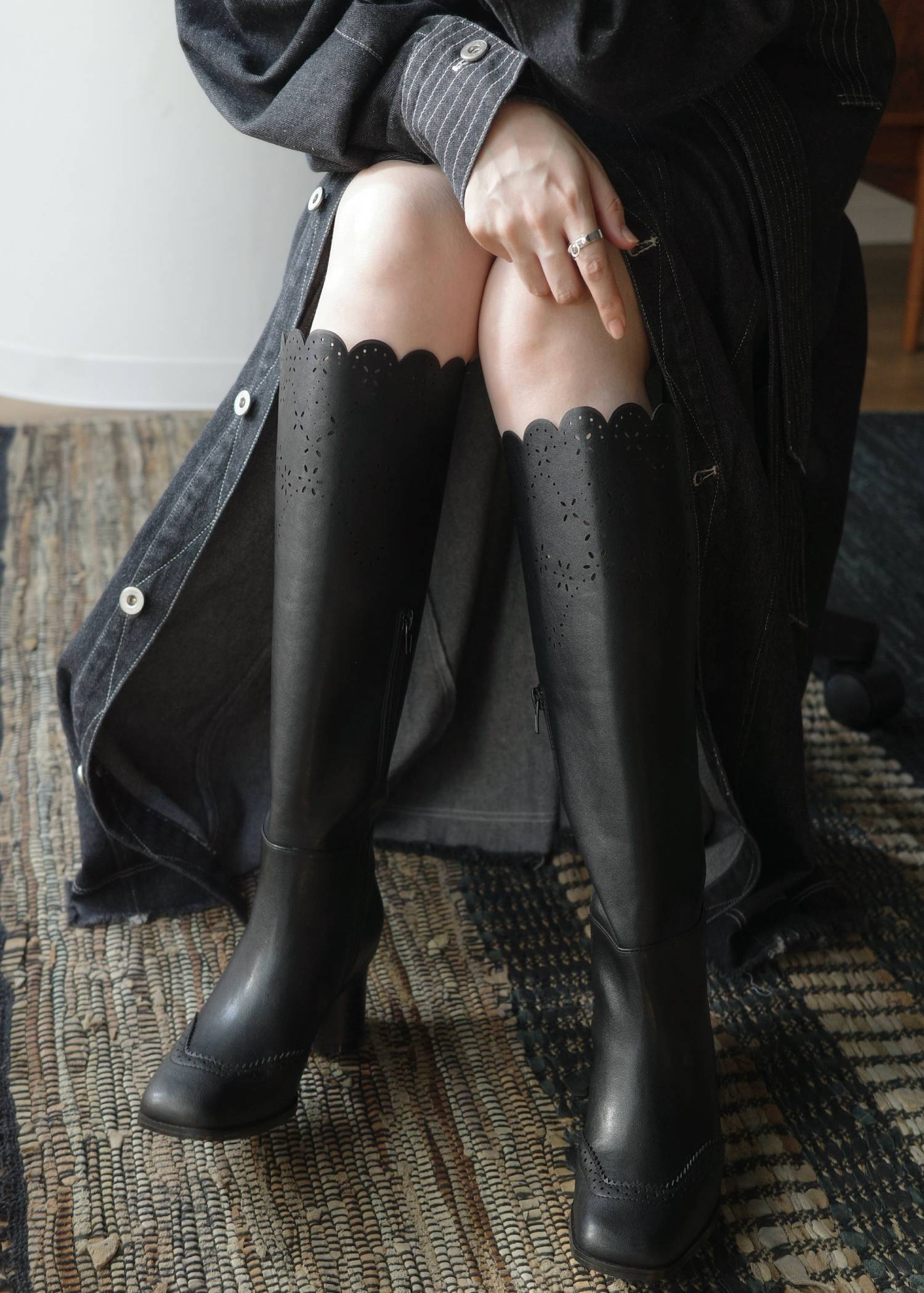punching scallop design boots