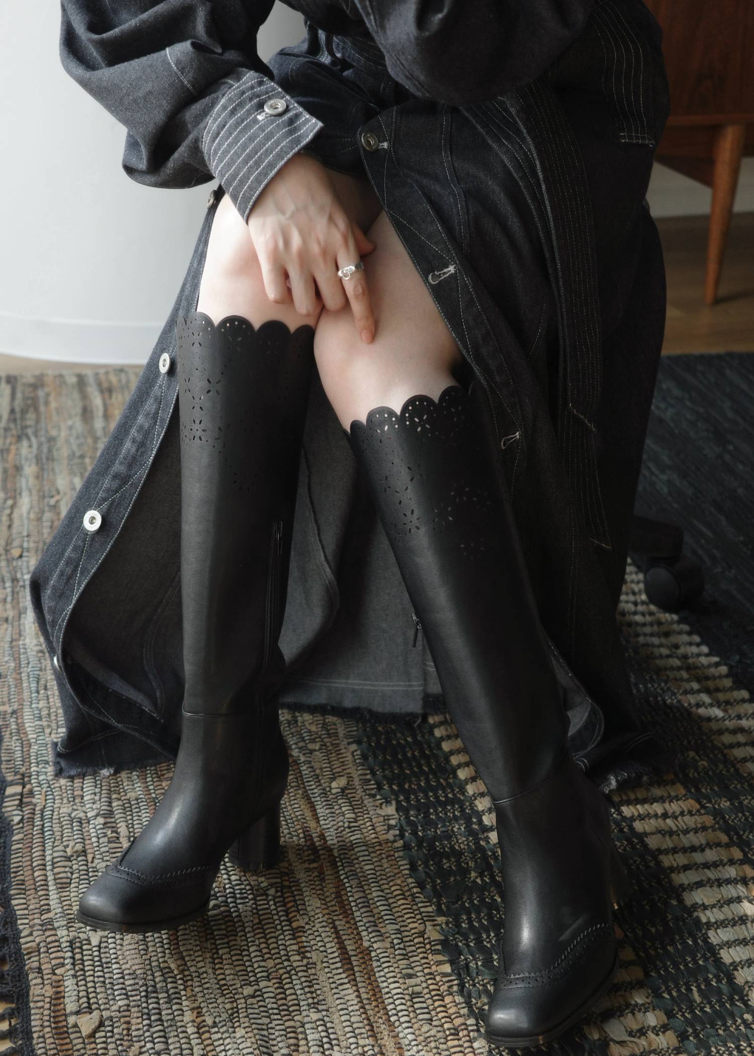 punching scallop design boots