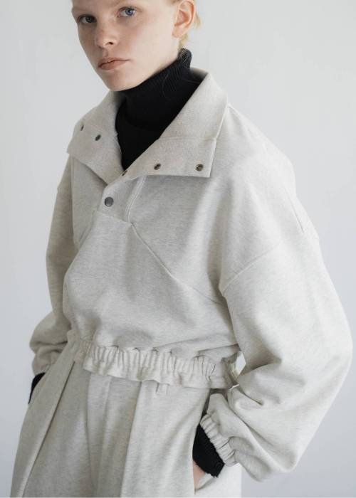 half button cropped stand collar sweat tops