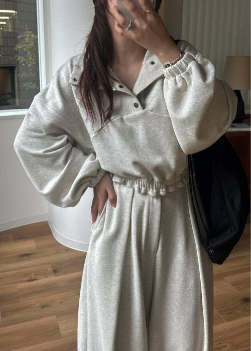 half button cropped stand collar sweat tops