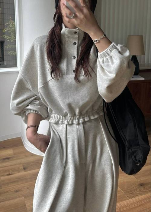half button cropped stand collar sweat tops