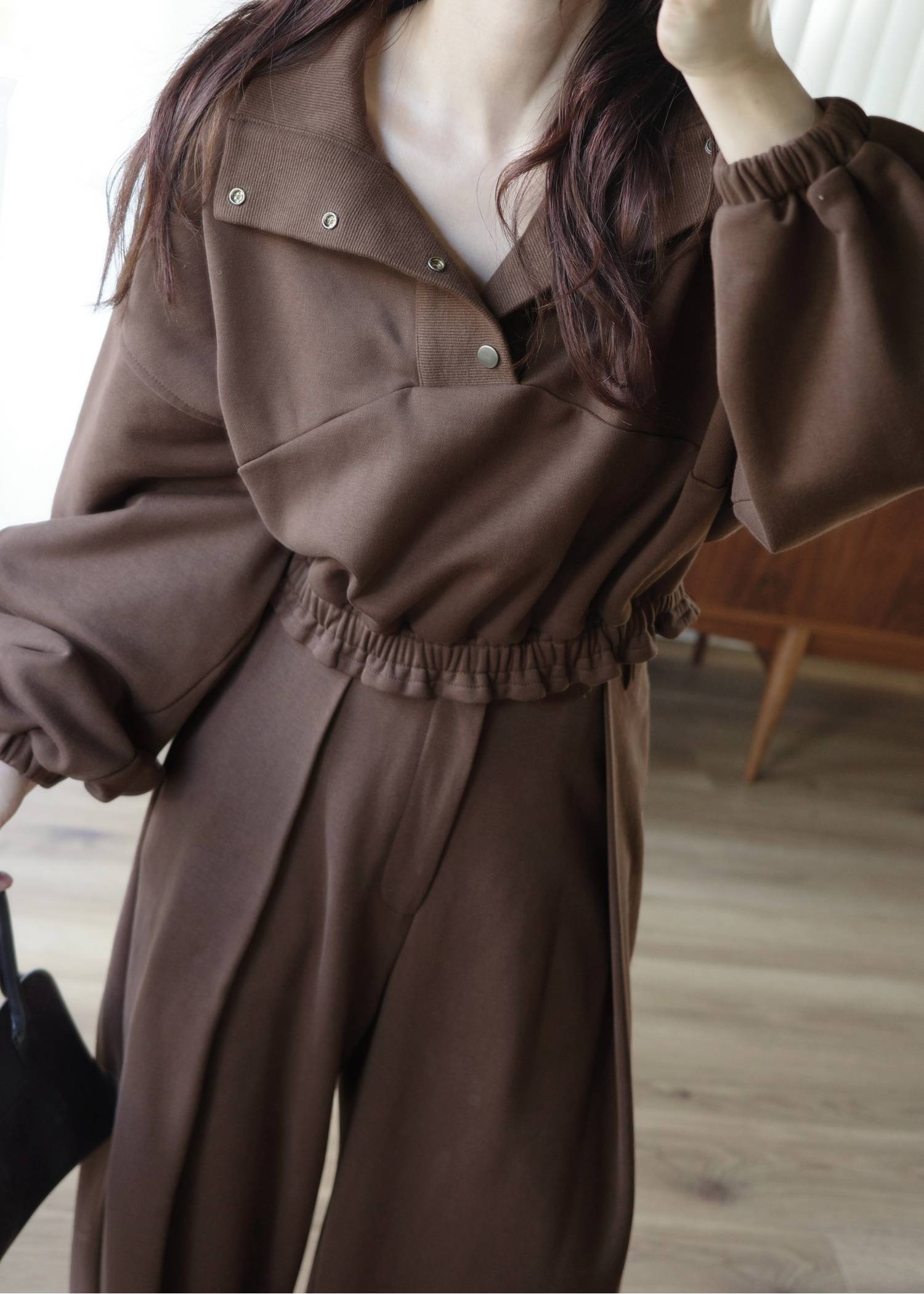 half button cropped stand collar sweat tops