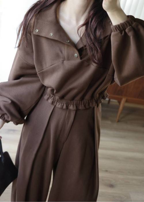 half button cropped stand collar sweat tops