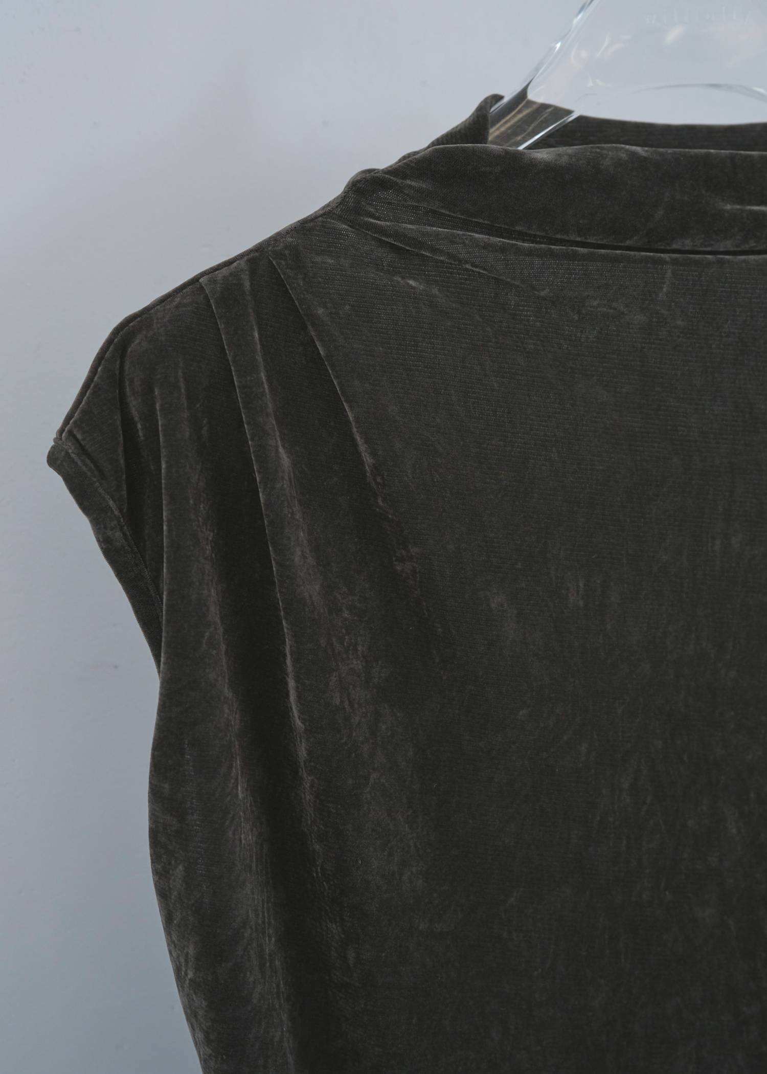 stretch sheer velour bottle neck no sleeve tops