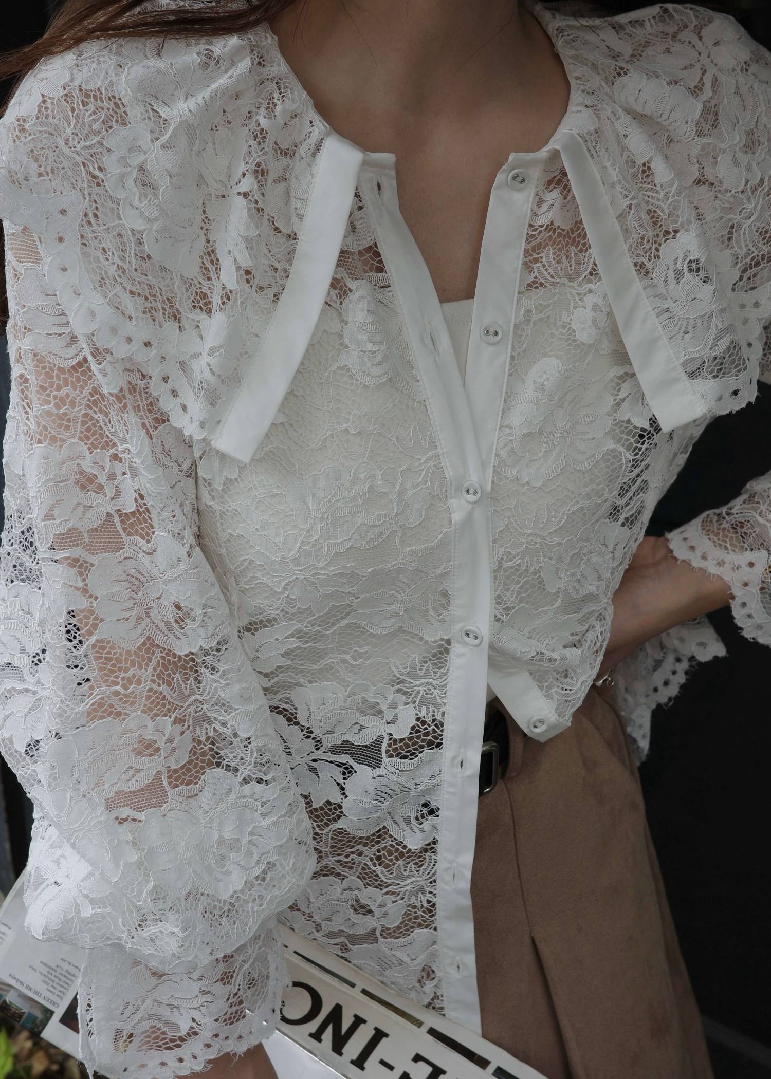 scallop all over lace candy sleeve BL