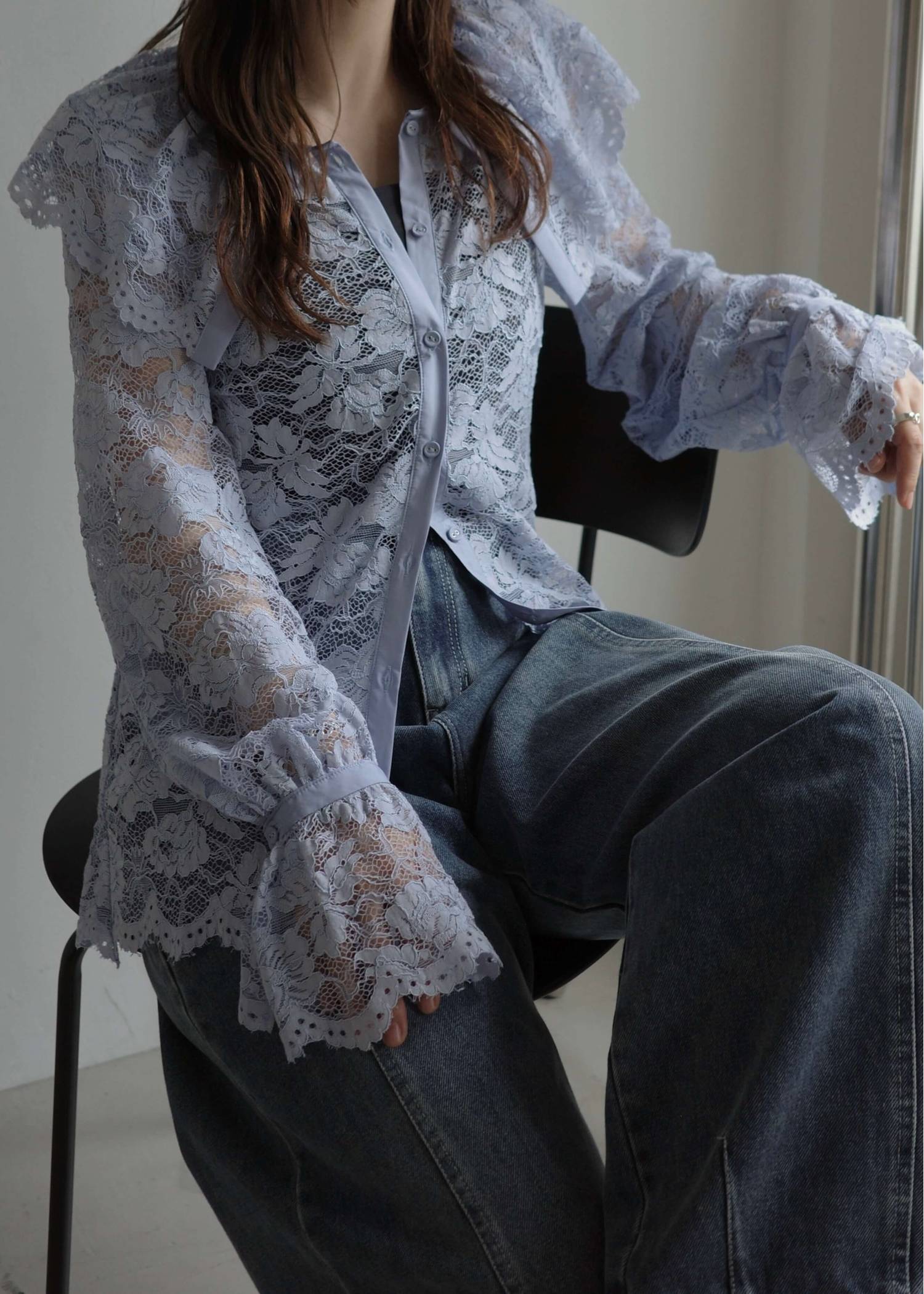 scallop all over lace candy sleeve BL