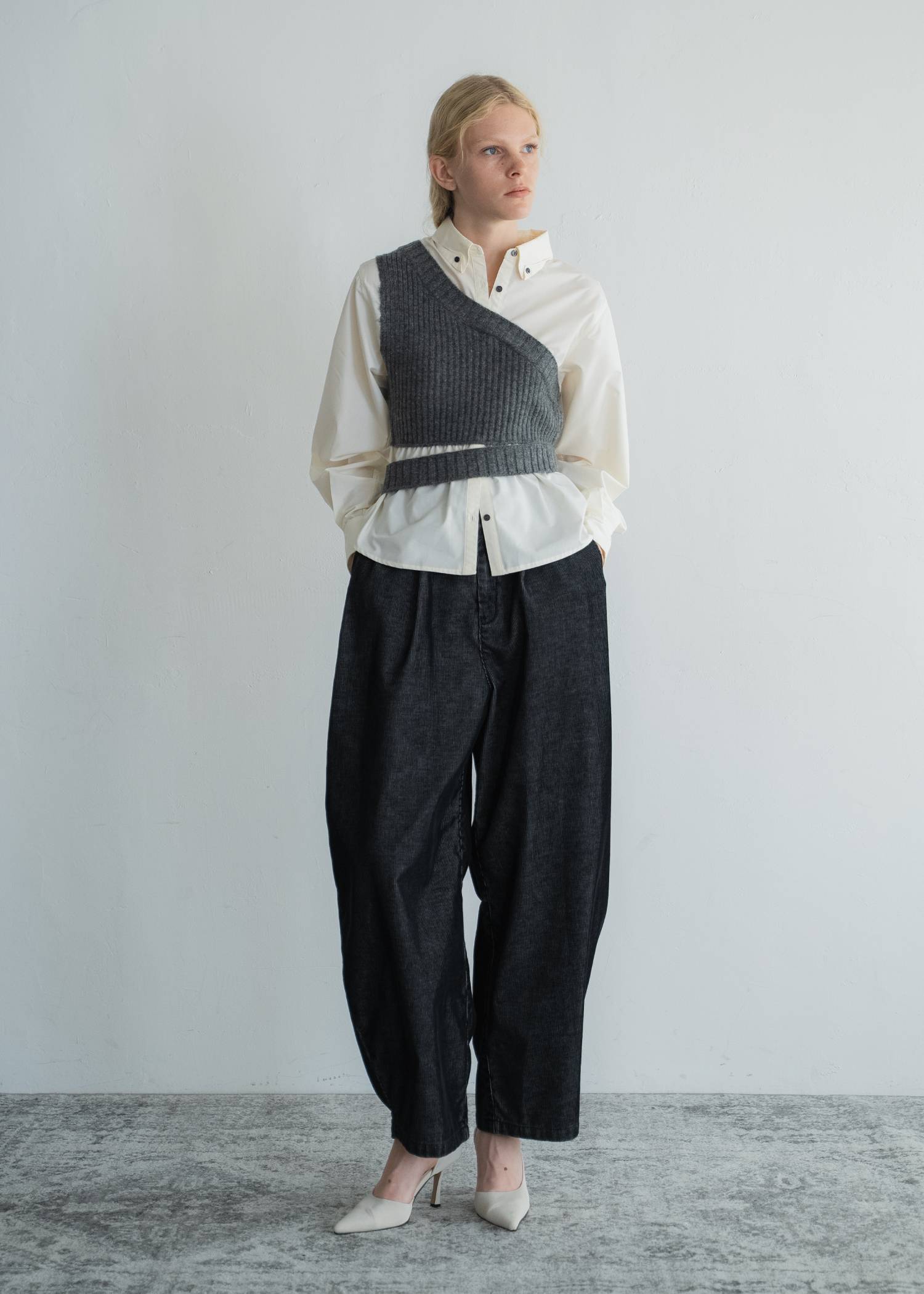 one shoulder knit fold collar docking SH
