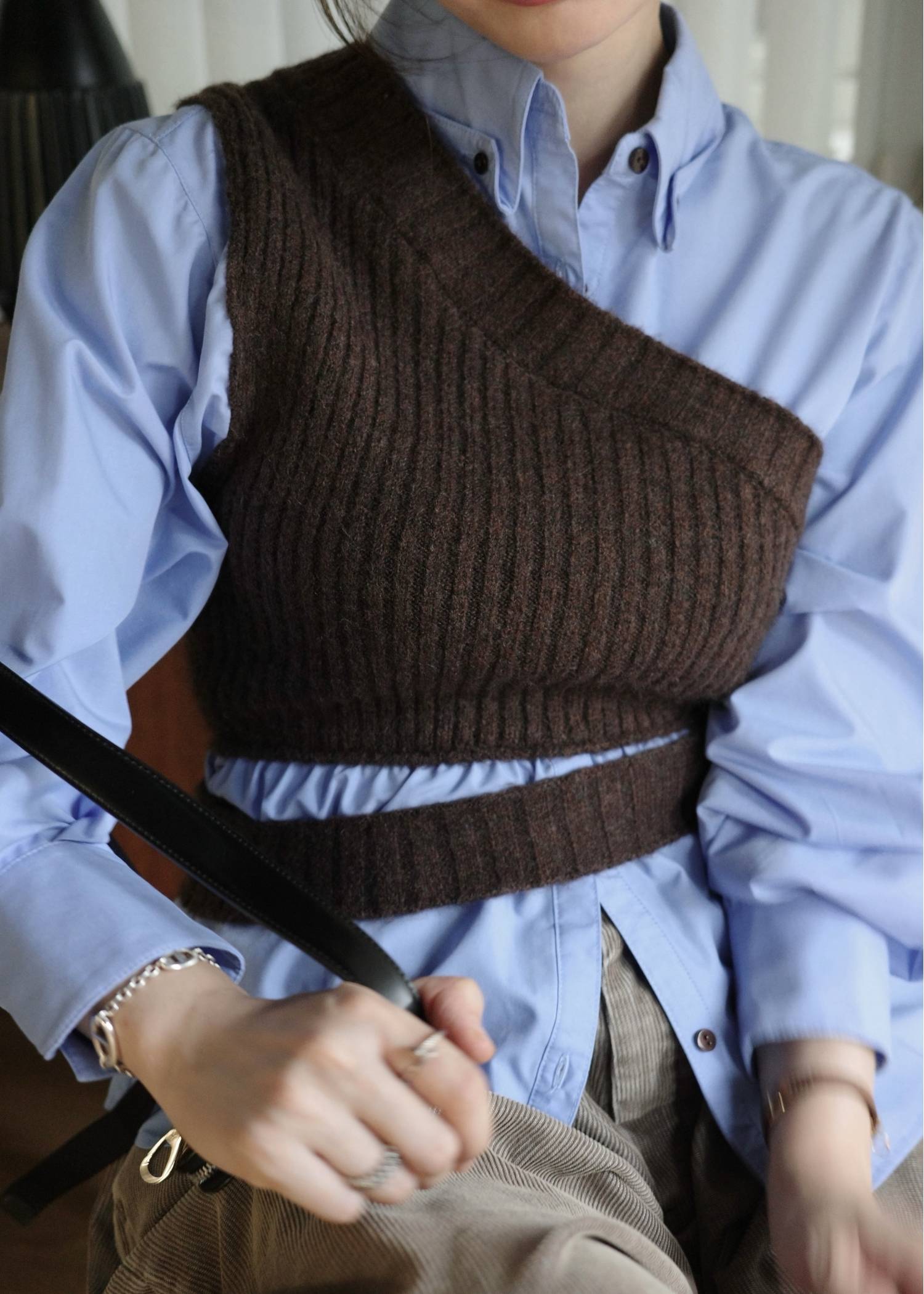 one shoulder knit fold collar docking SH