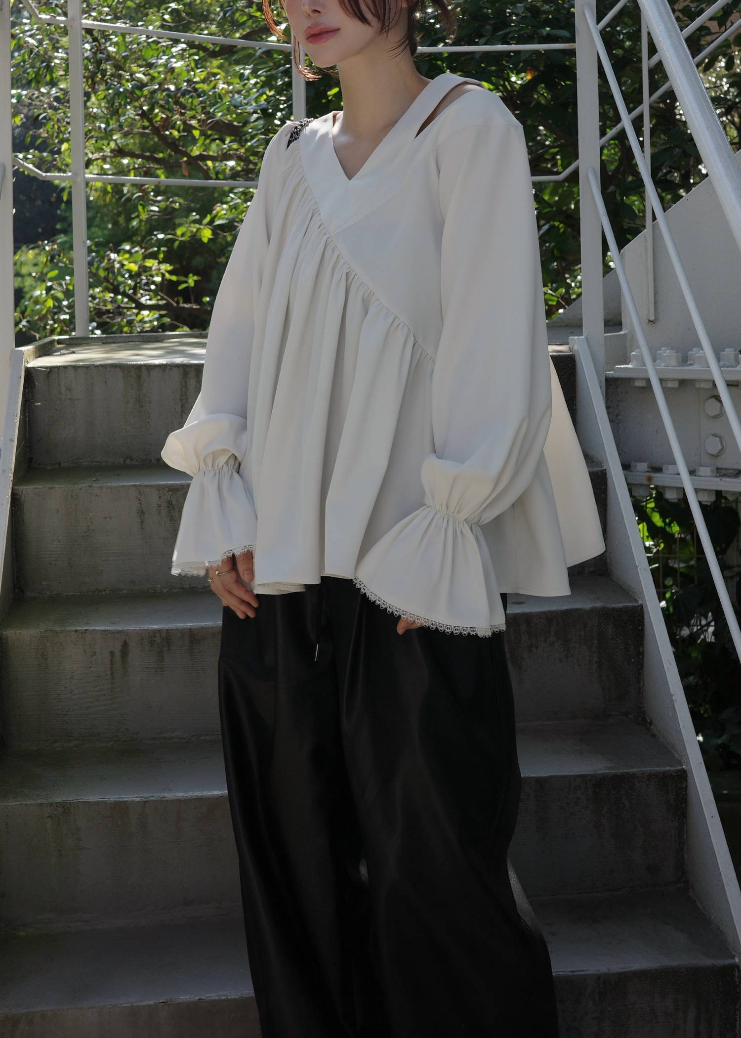 asymmetry open shoulder gather BL