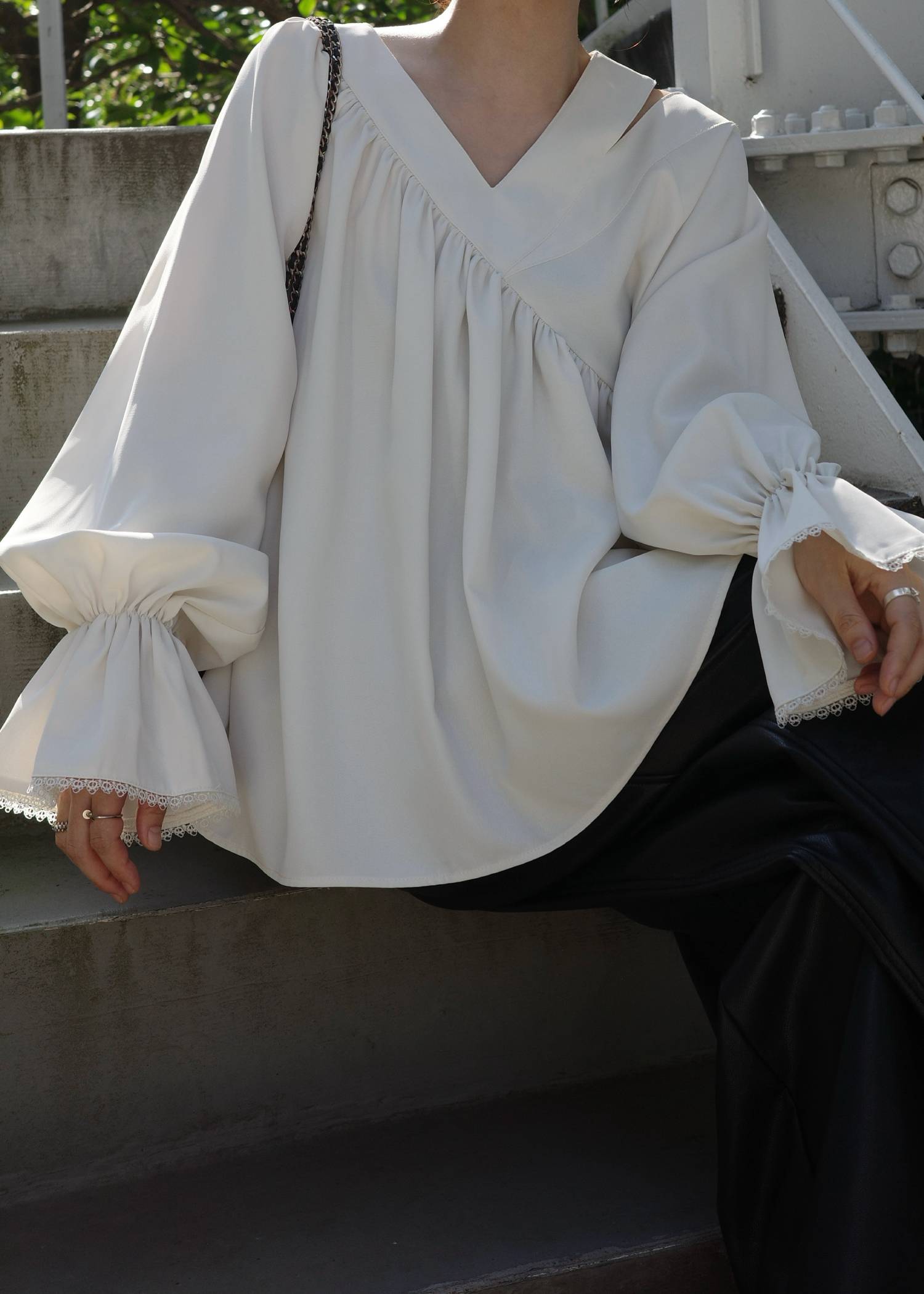 asymmetry open shoulder gather BL