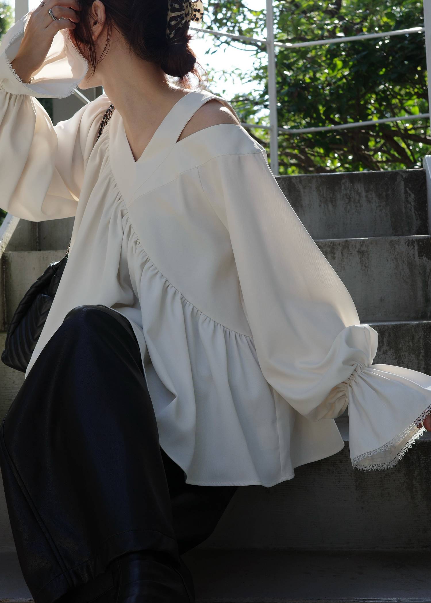 asymmetry open shoulder gather BL