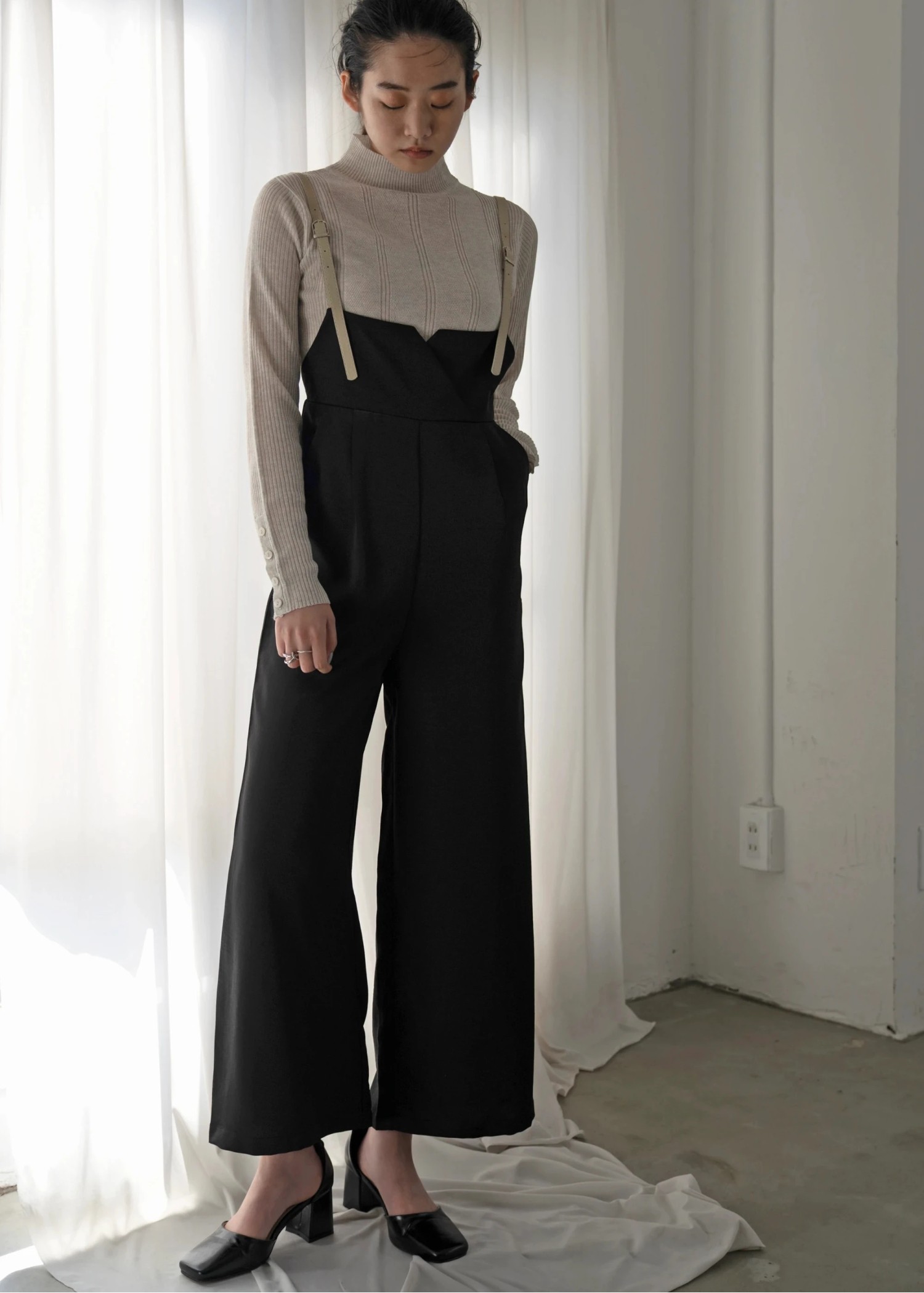 leather suspender satin PT