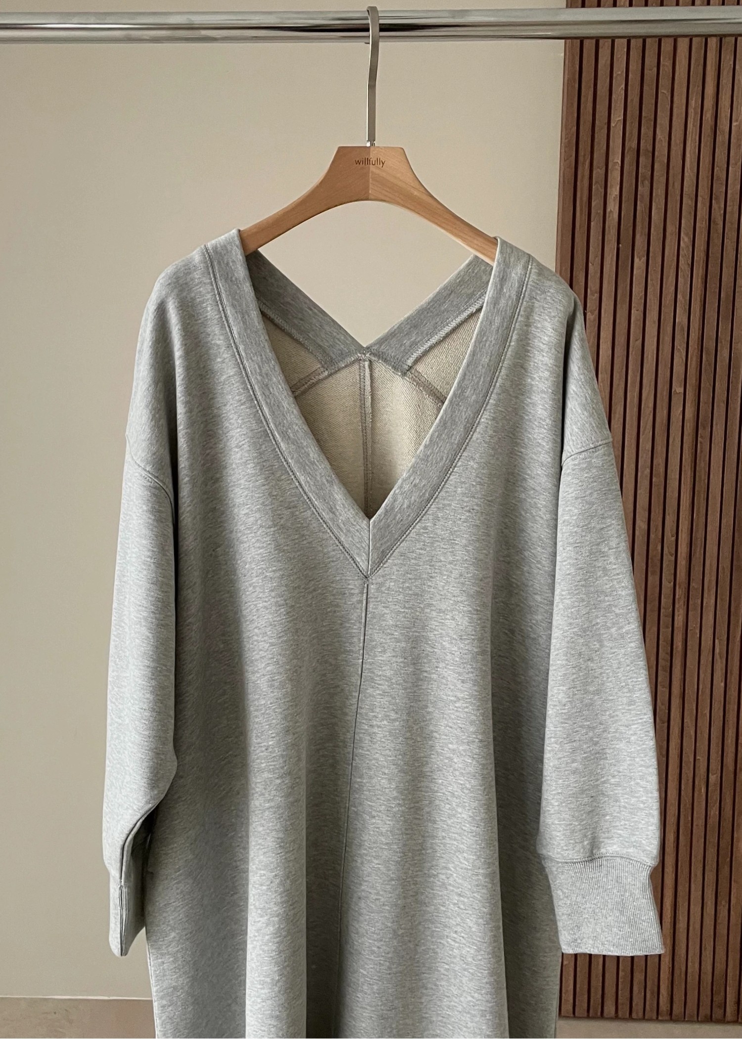 deep v neck 2way sweat OP