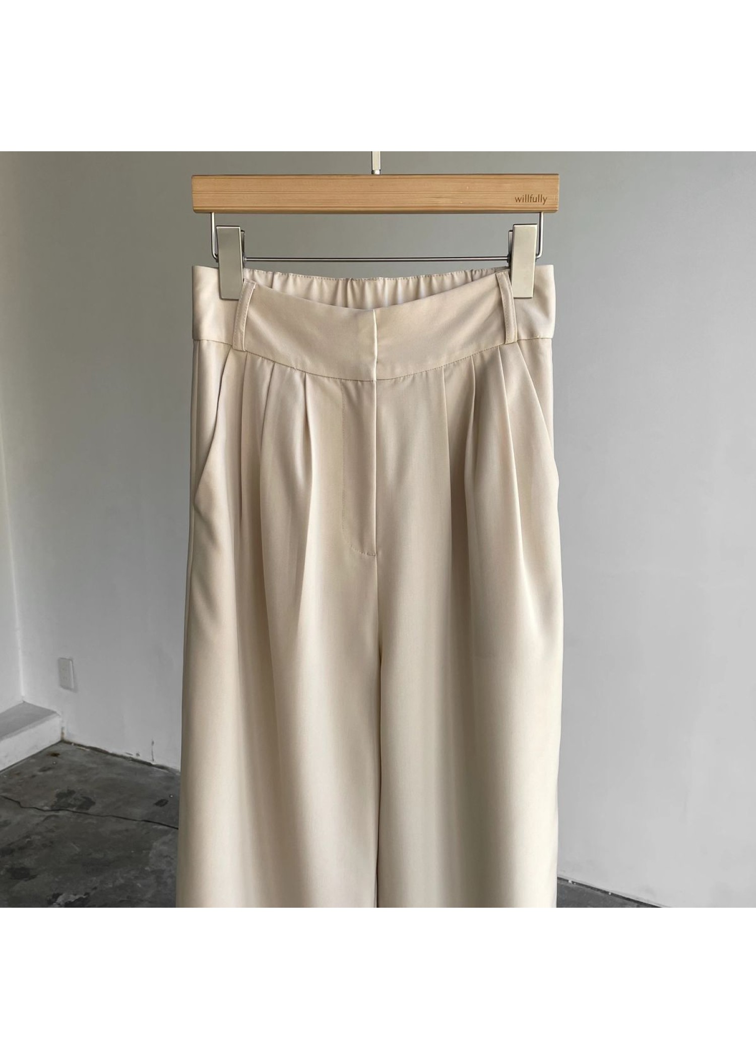 stringy twill many tuck PT