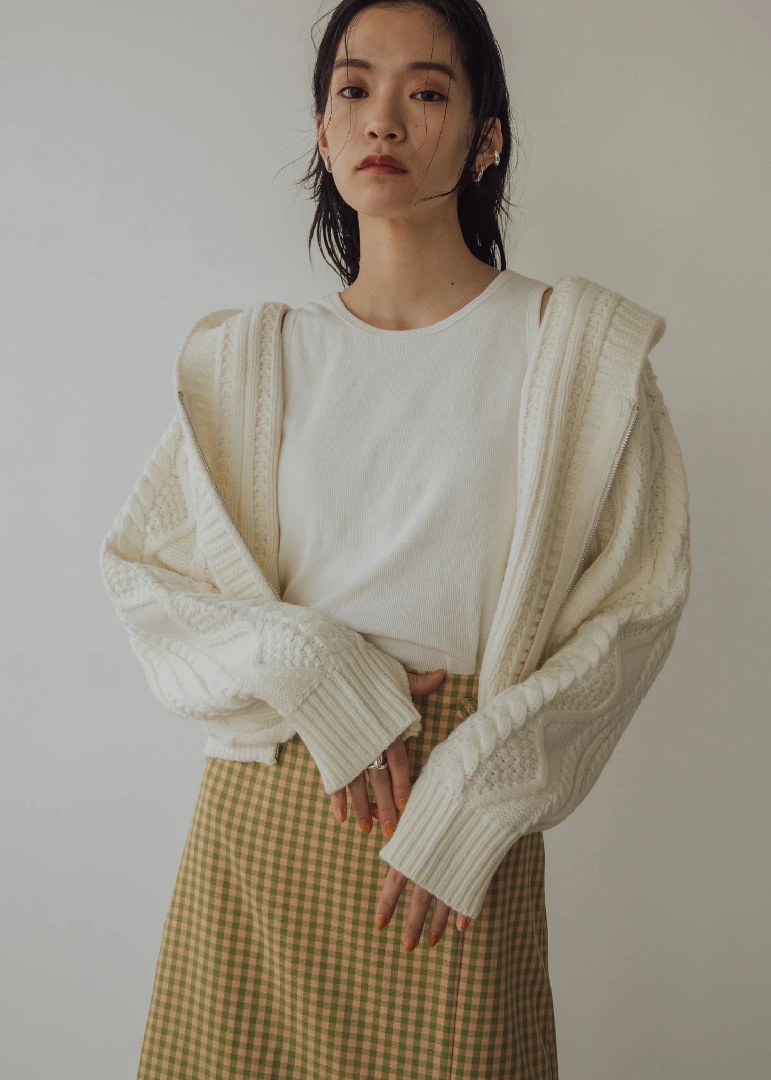 basic crew neck cup rib tank