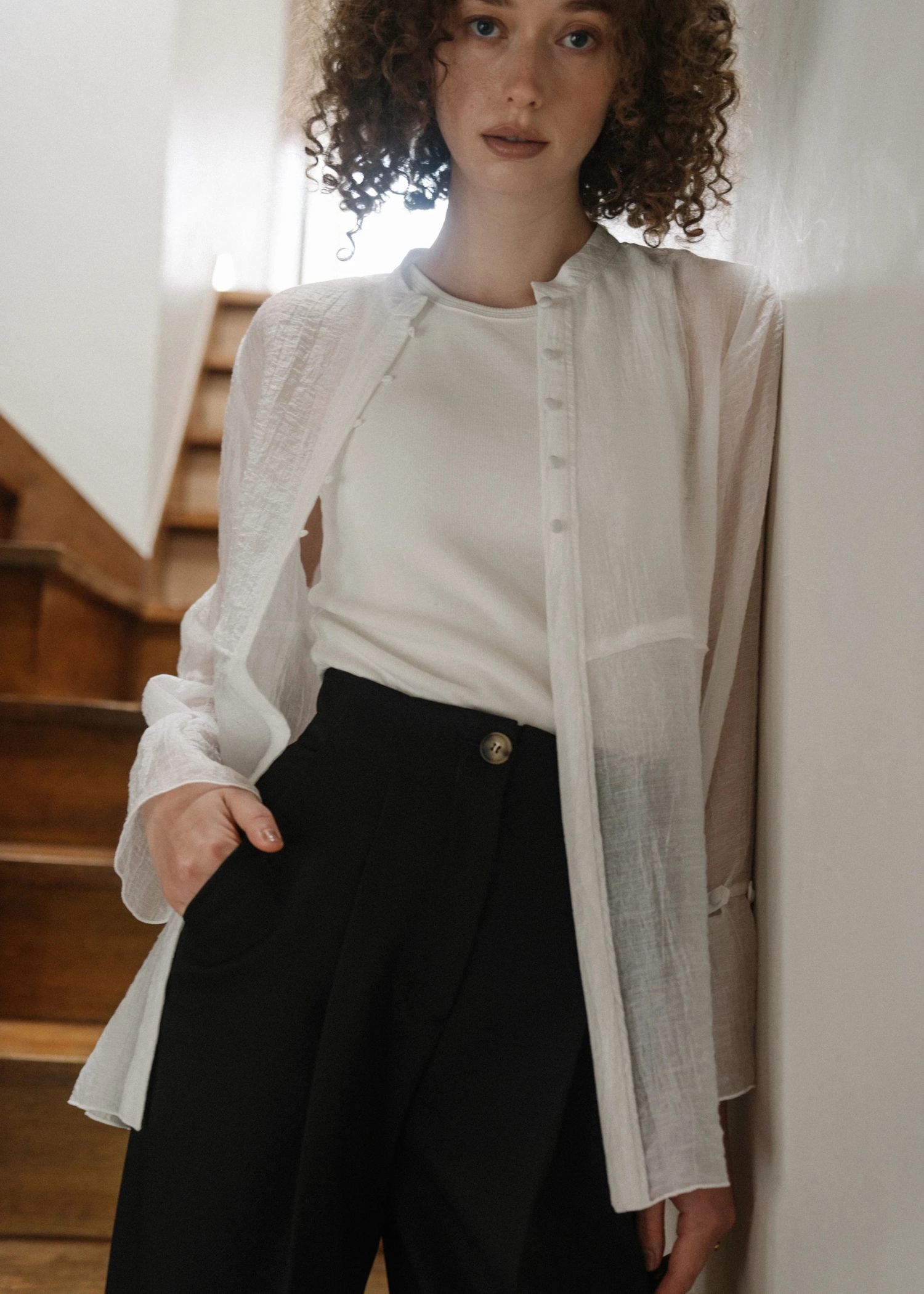 basic crew neck cup rib tank