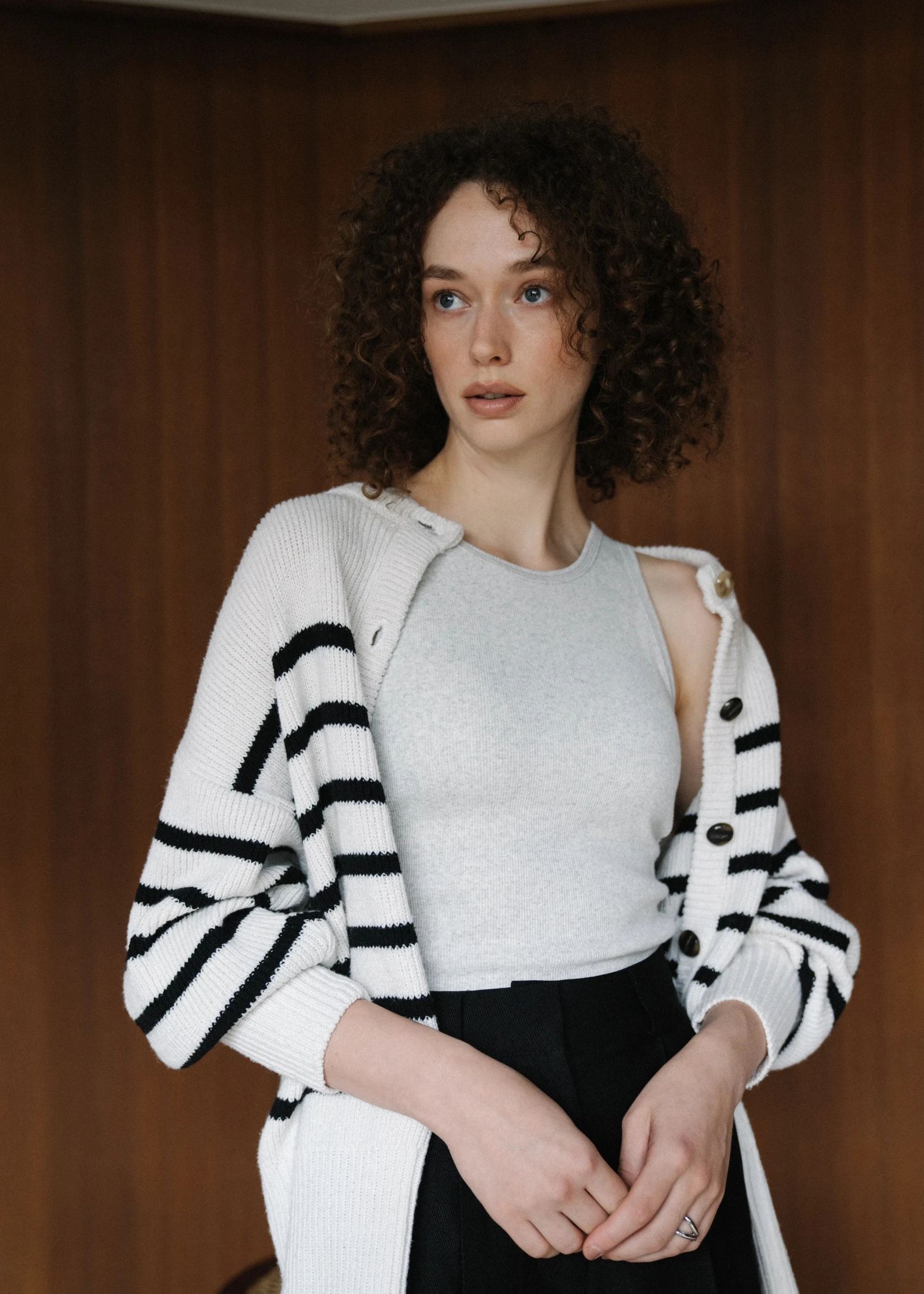 basic crew neck cup rib tank