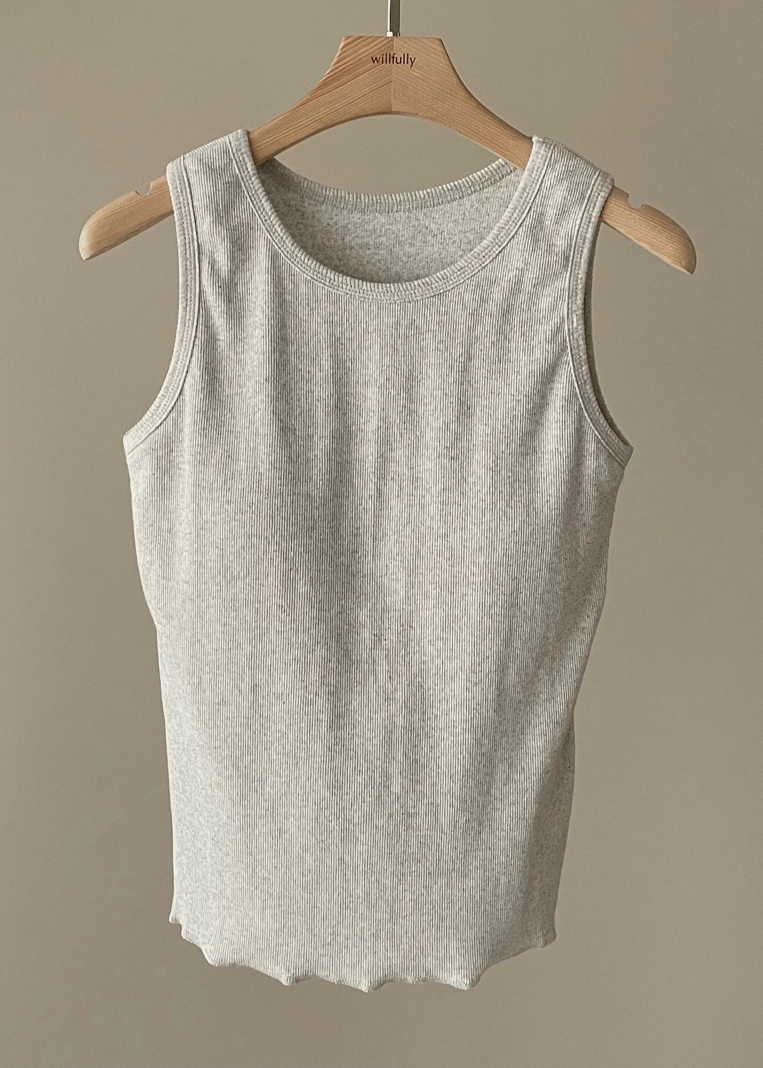 basic crew neck cup rib tank