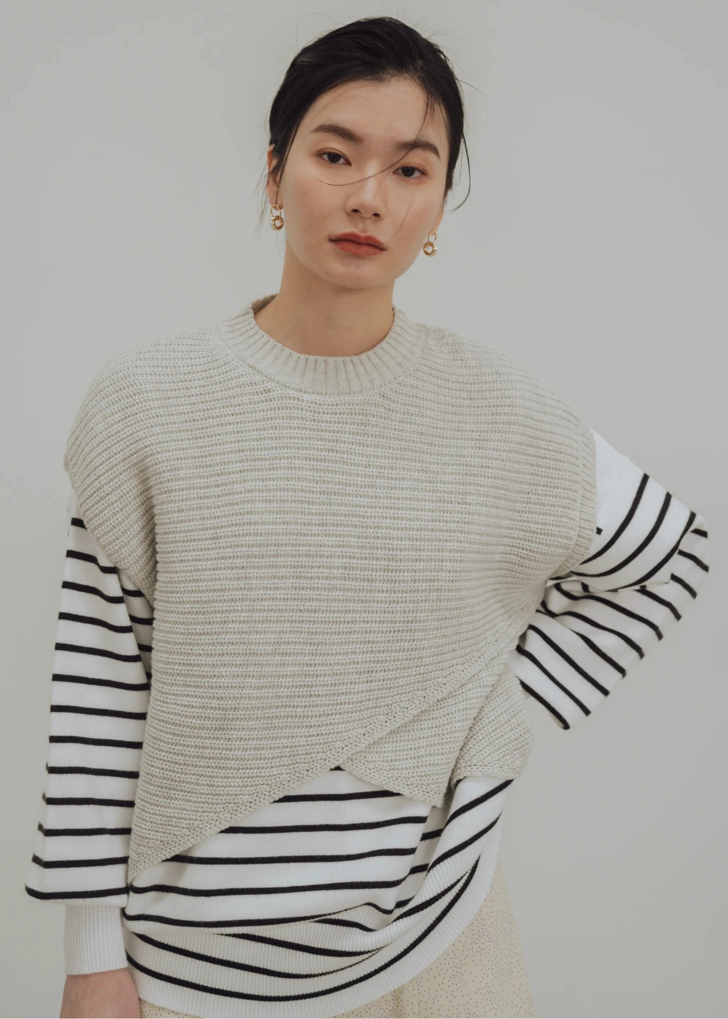 layered asymmetry knit vest