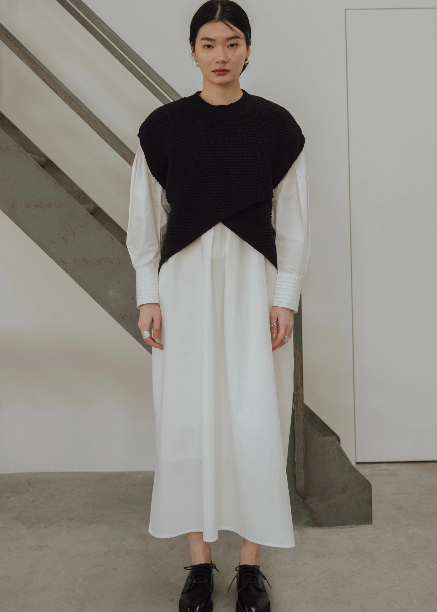 layered asymmetry knit vest