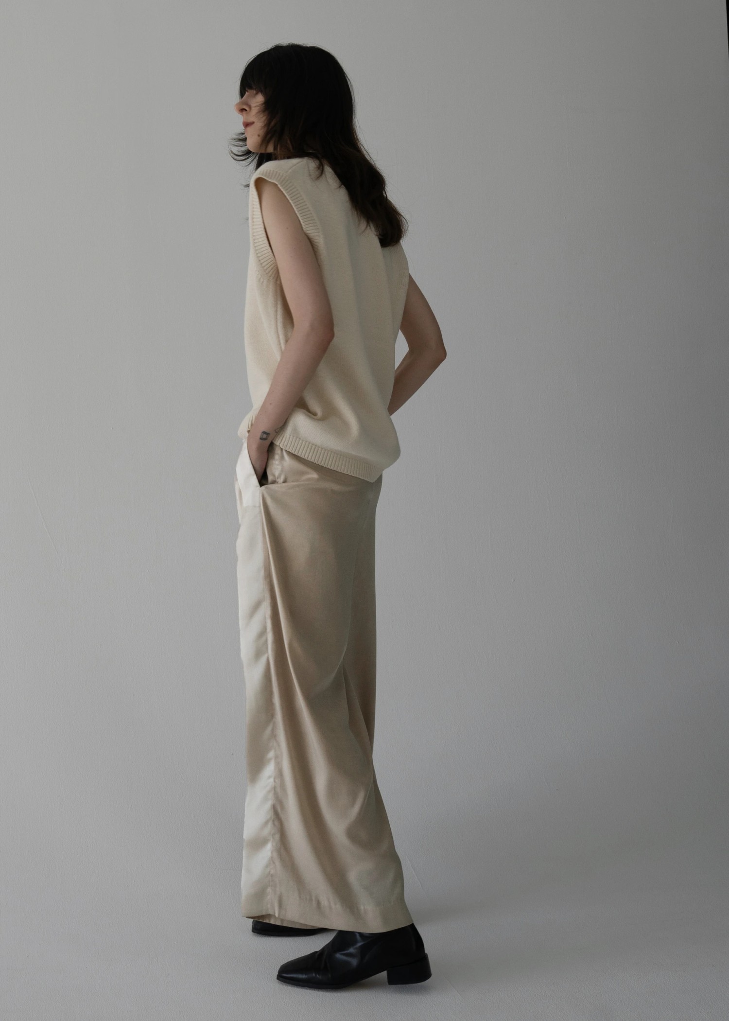 side flutter mat satin wide PT