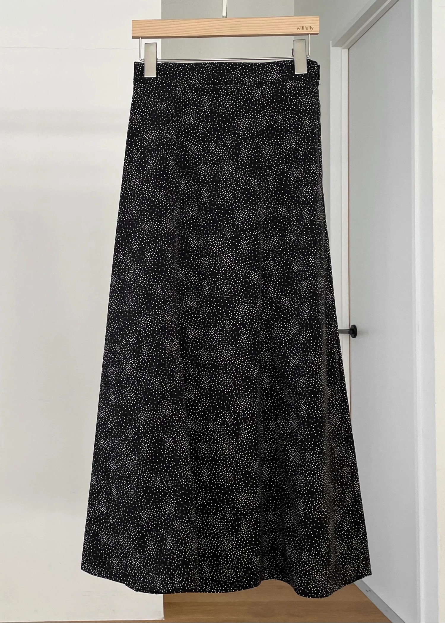 dechine scattered dot slit flare SK