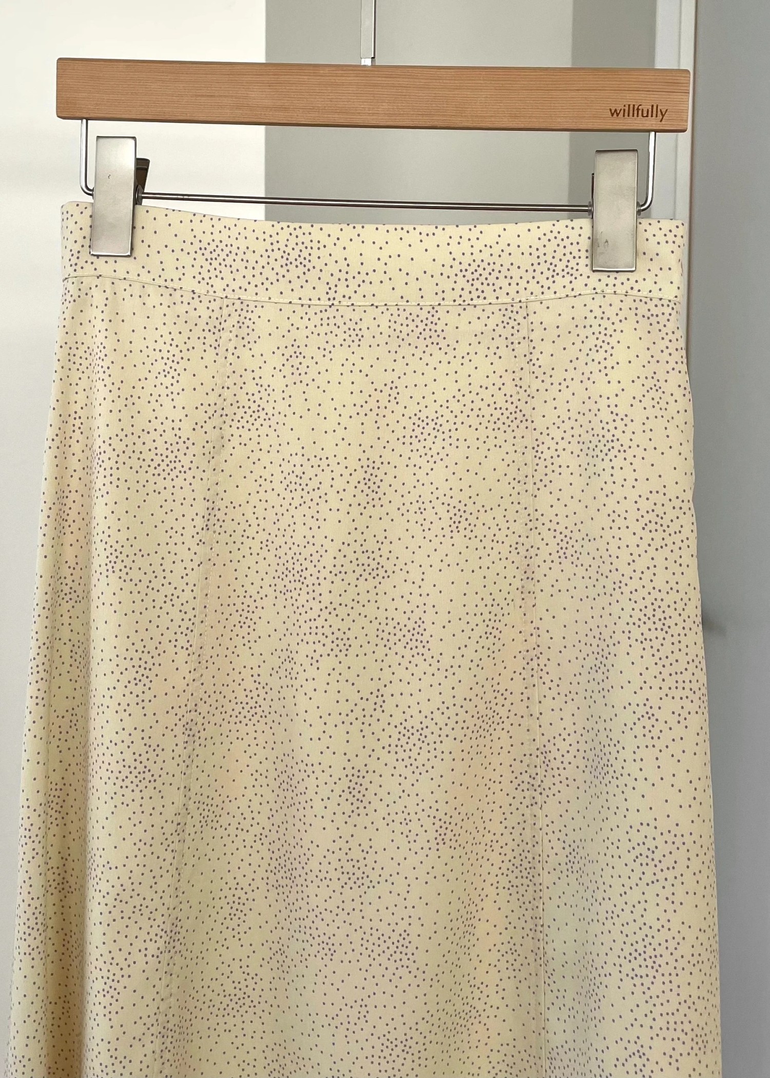 dechine scattered dot slit flare SK