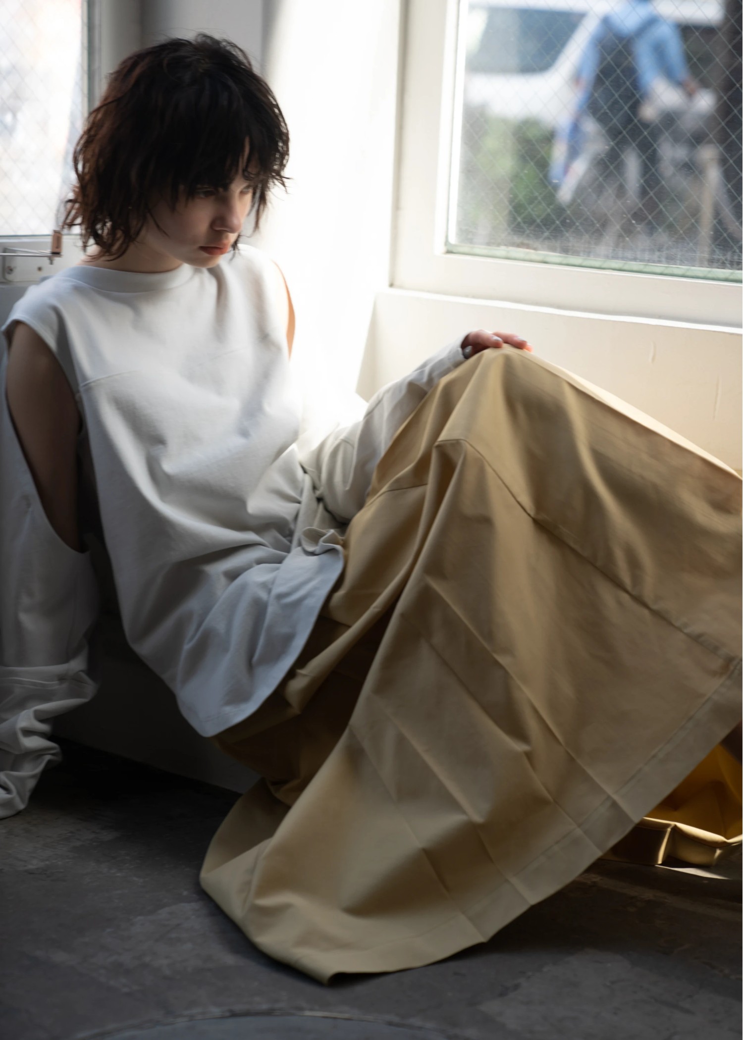 side belt deep tuck a line SK