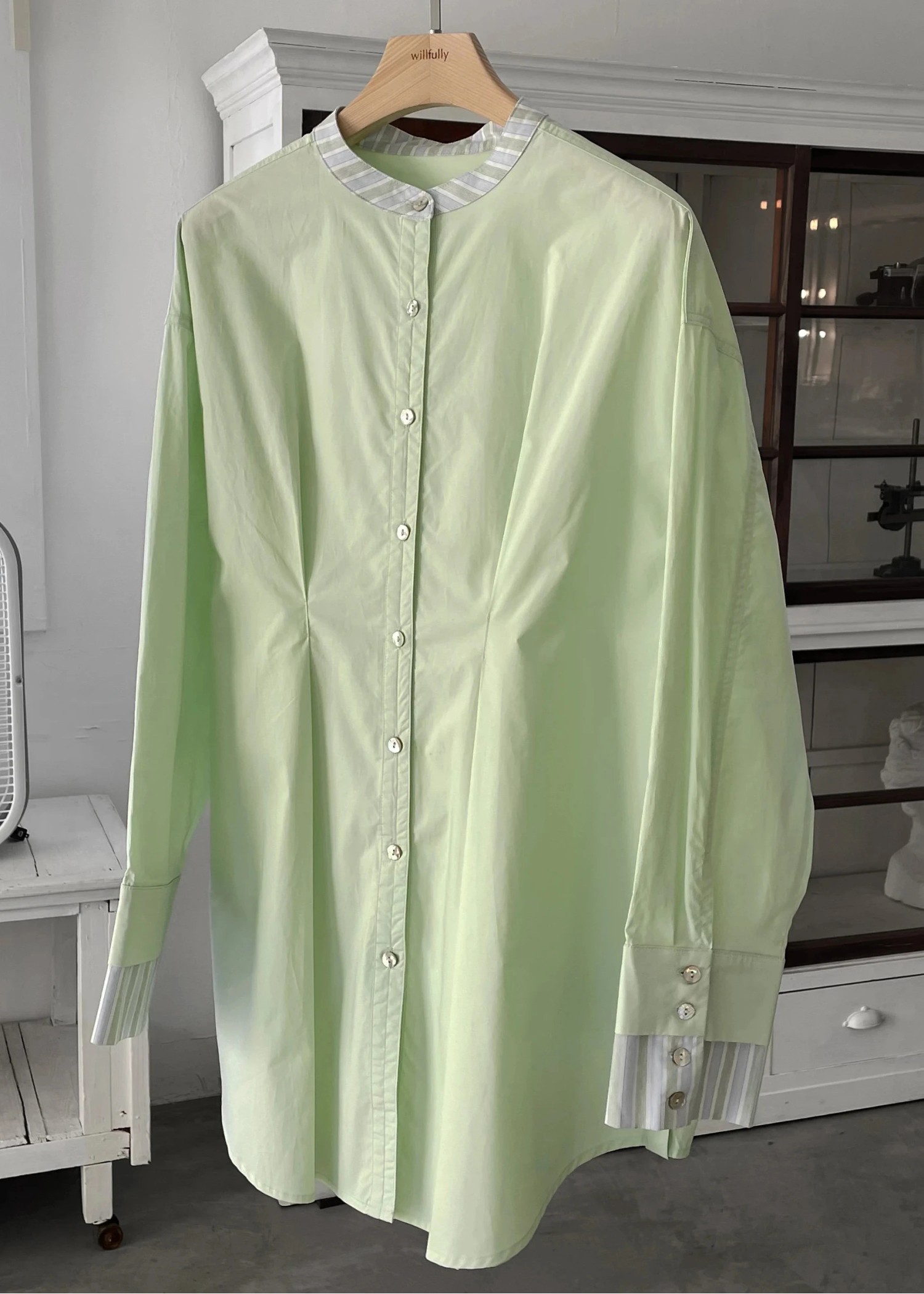 stripe bi collar double cuffs tuck shirt