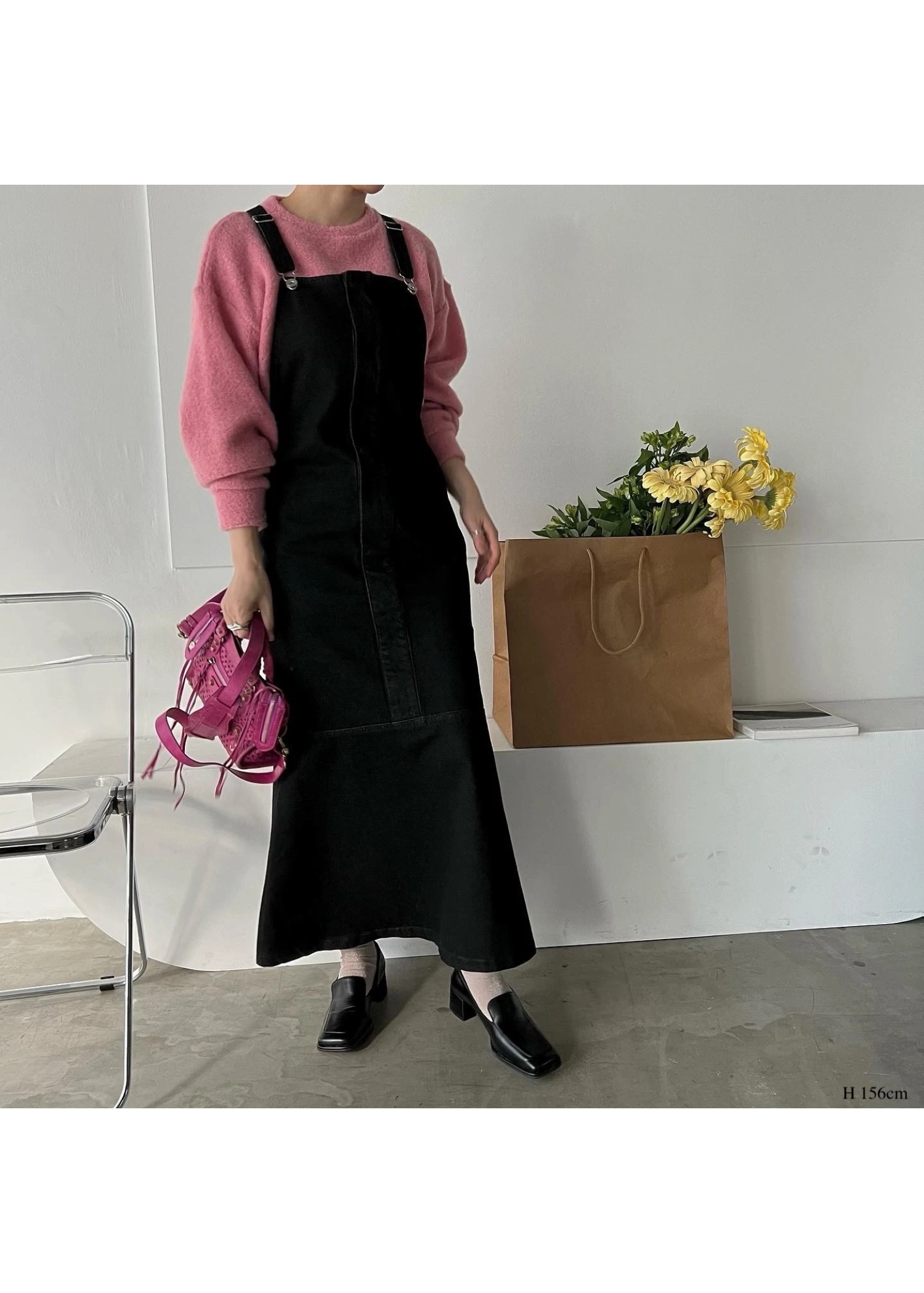 boucle slit sleeve cropped tops