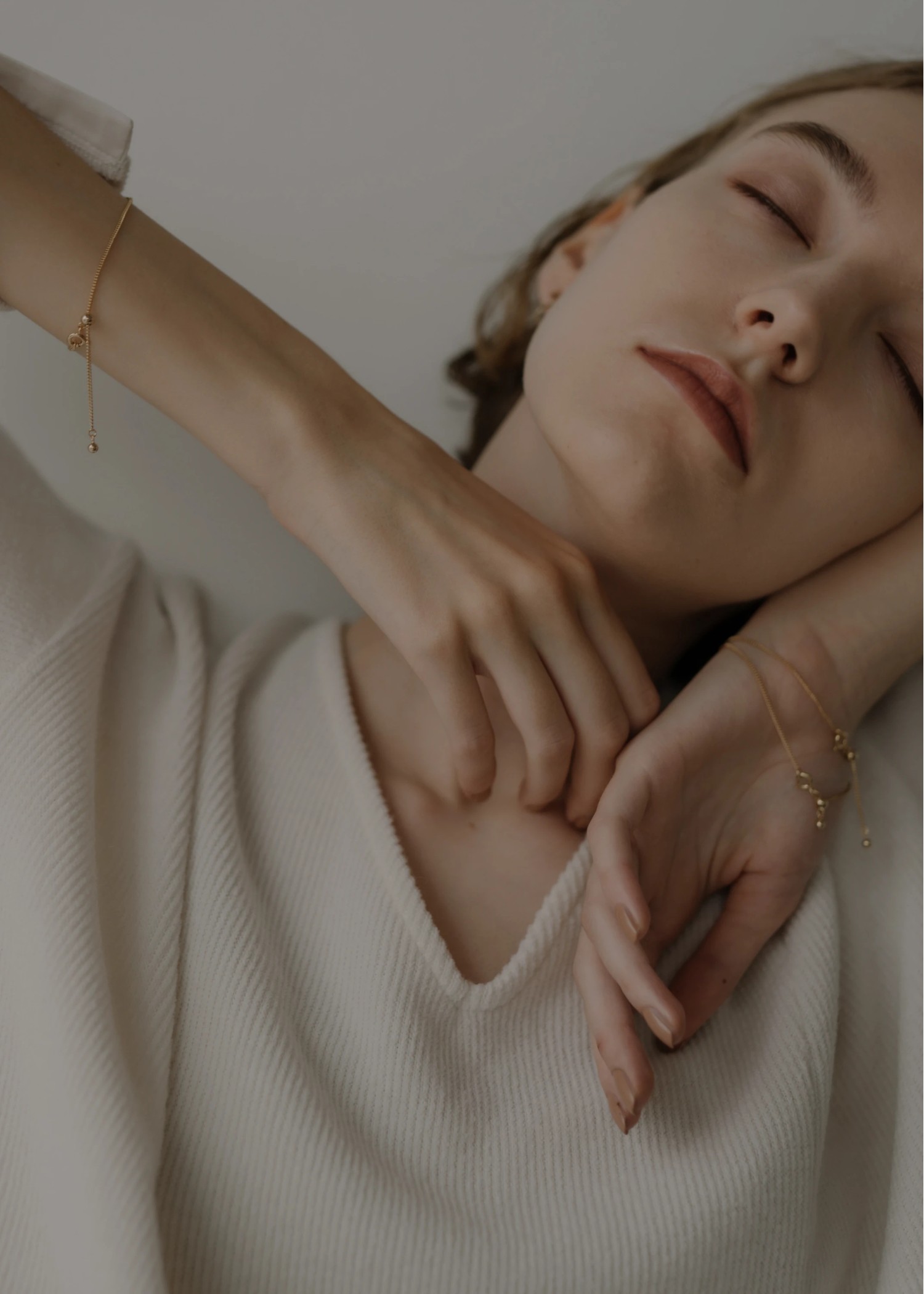 unstable initial motif bracelet