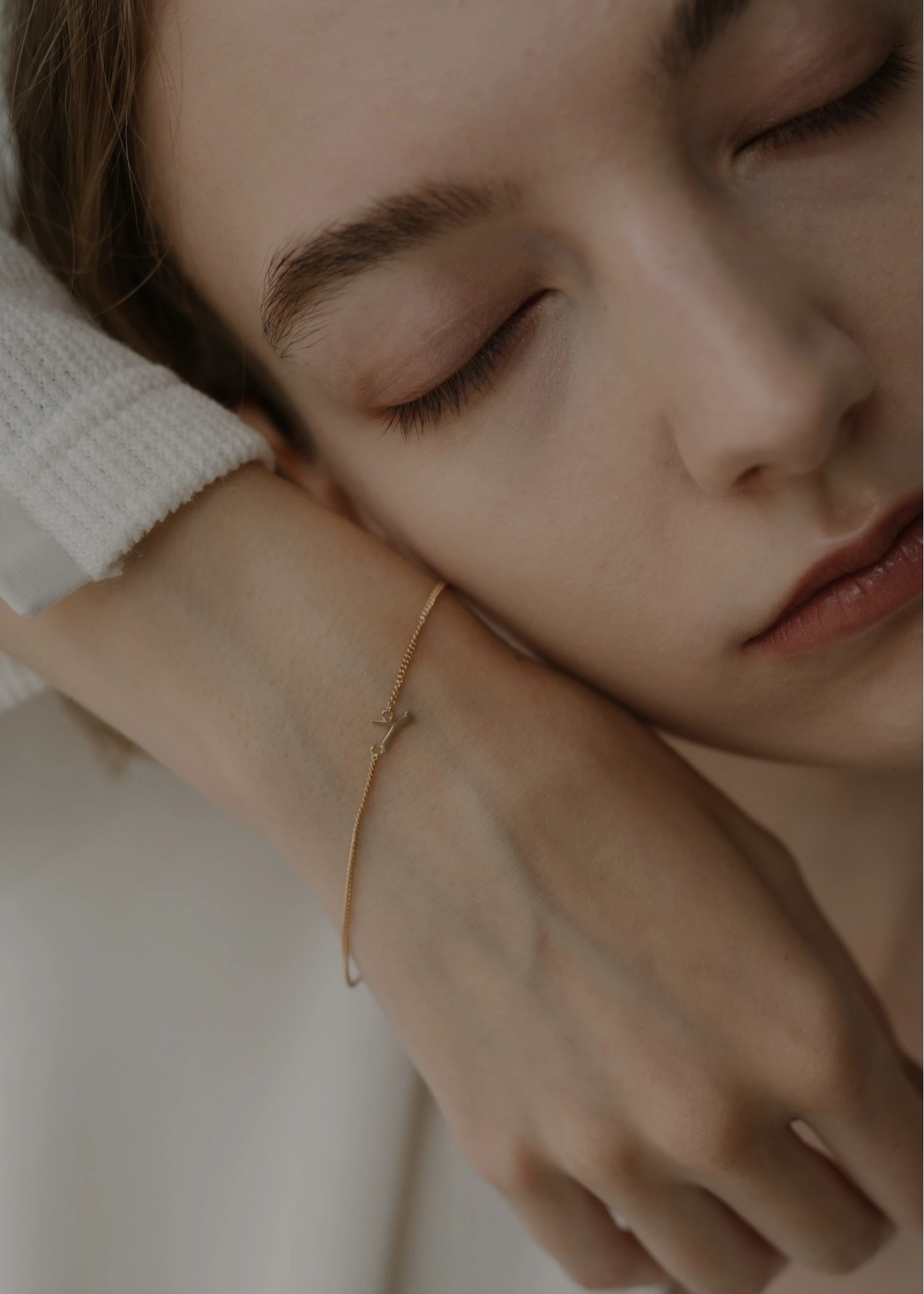 unstable initial motif bracelet