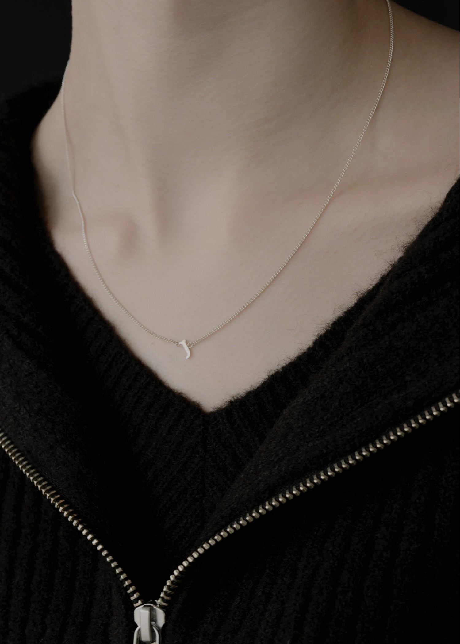 initial motif unstable necklace